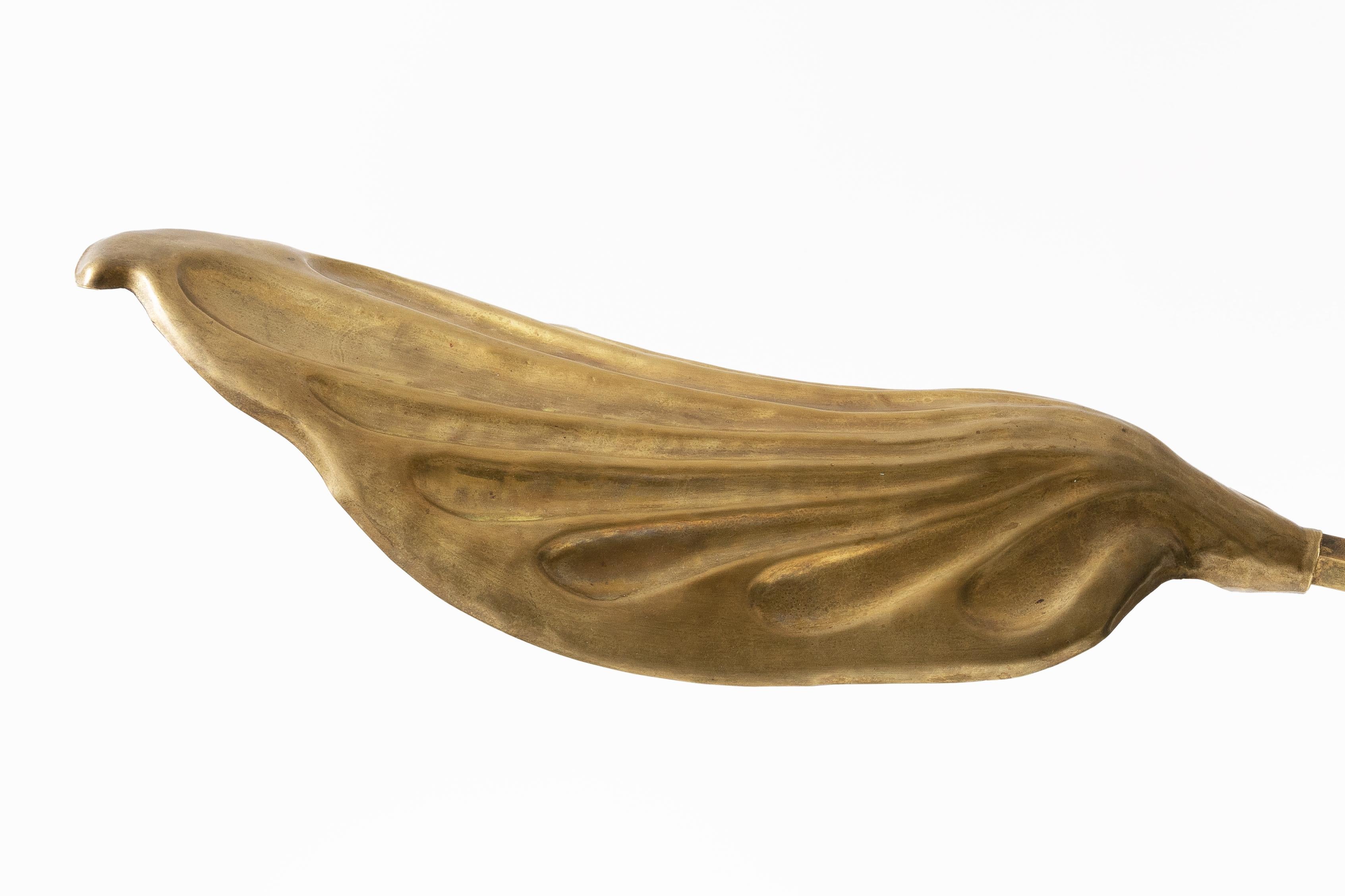 Tommaso Barbi, Vintage Italian Design, Single Leaf Brass Table Lamp 1970s For Sale 3