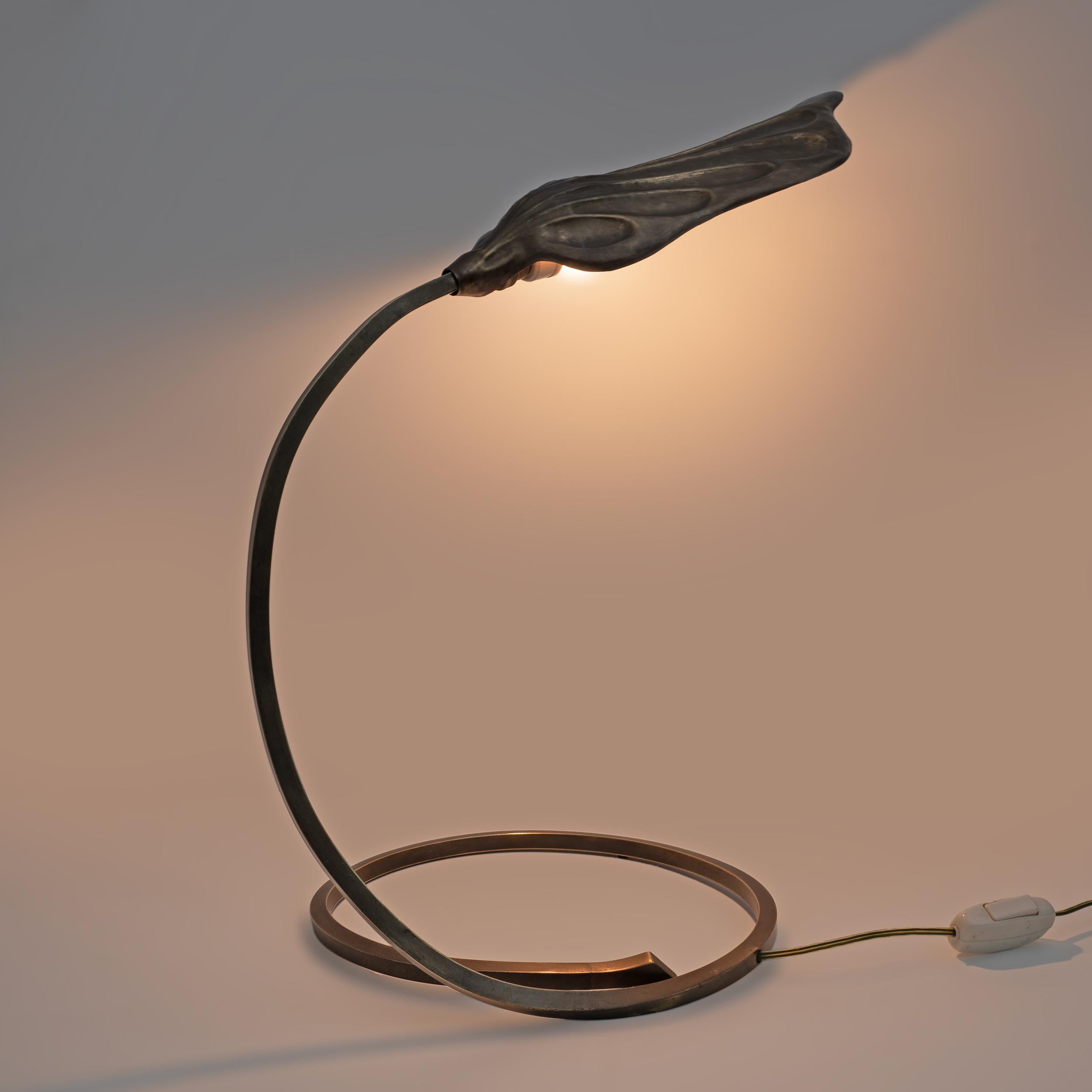 Mid-Century Modern Tommaso Barbi Lampe de table à feuilles en laiton, modernité du milieu du siècle, Bottega Gadda, années 1960 en vente
