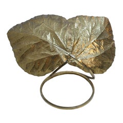 Tommaso Barbi Mid-Century Modern Italian Brass Leaves Shape Table Lamp