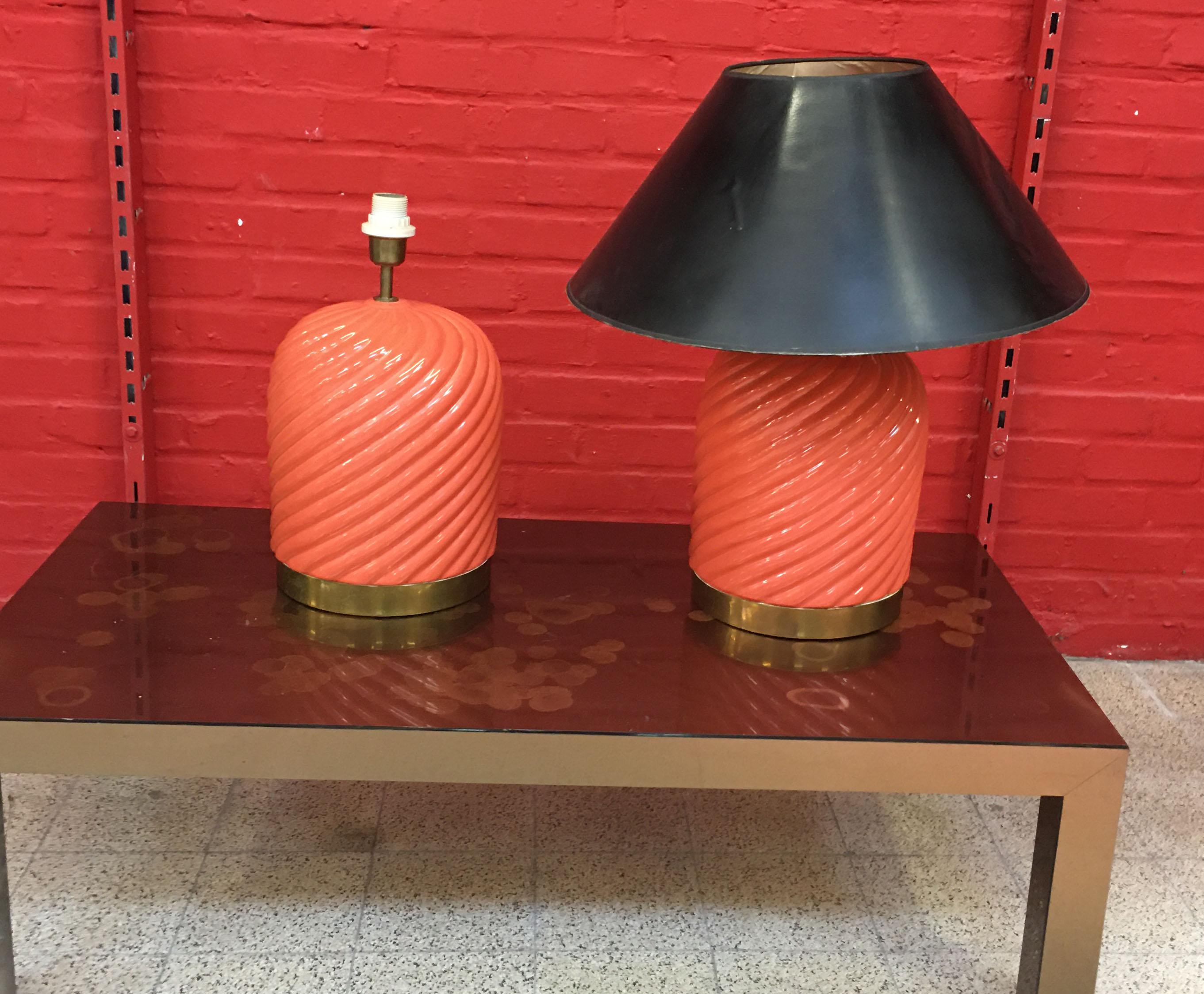 Tommaso Barbi Mid-Century Modern Italian two  ceramic table lamps. 1970s
Lampshade in poor condition

Dimensions with shade 65 x 50 cm
Dimensions without shade 48 x 30 cm.