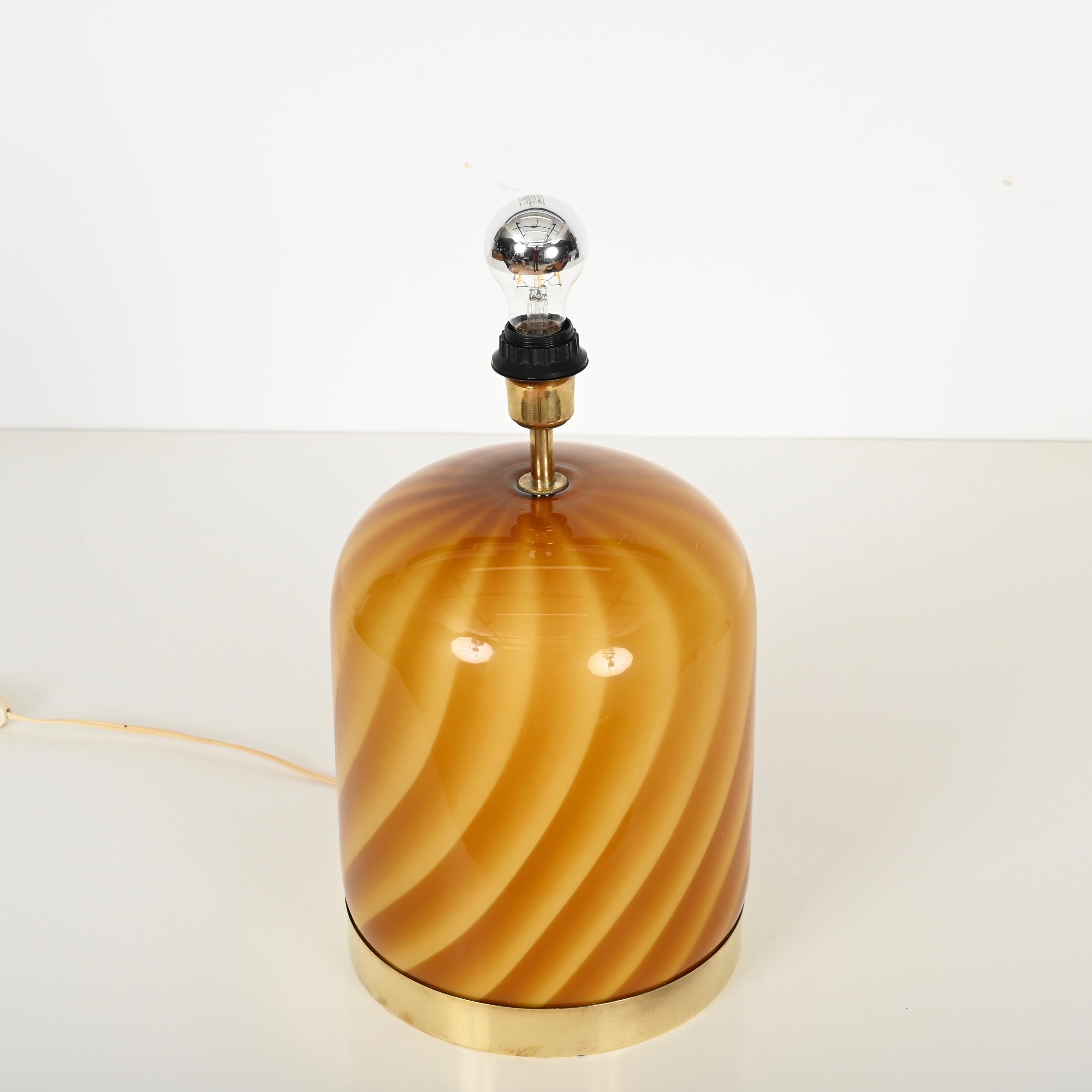 Lampada da tavolo 