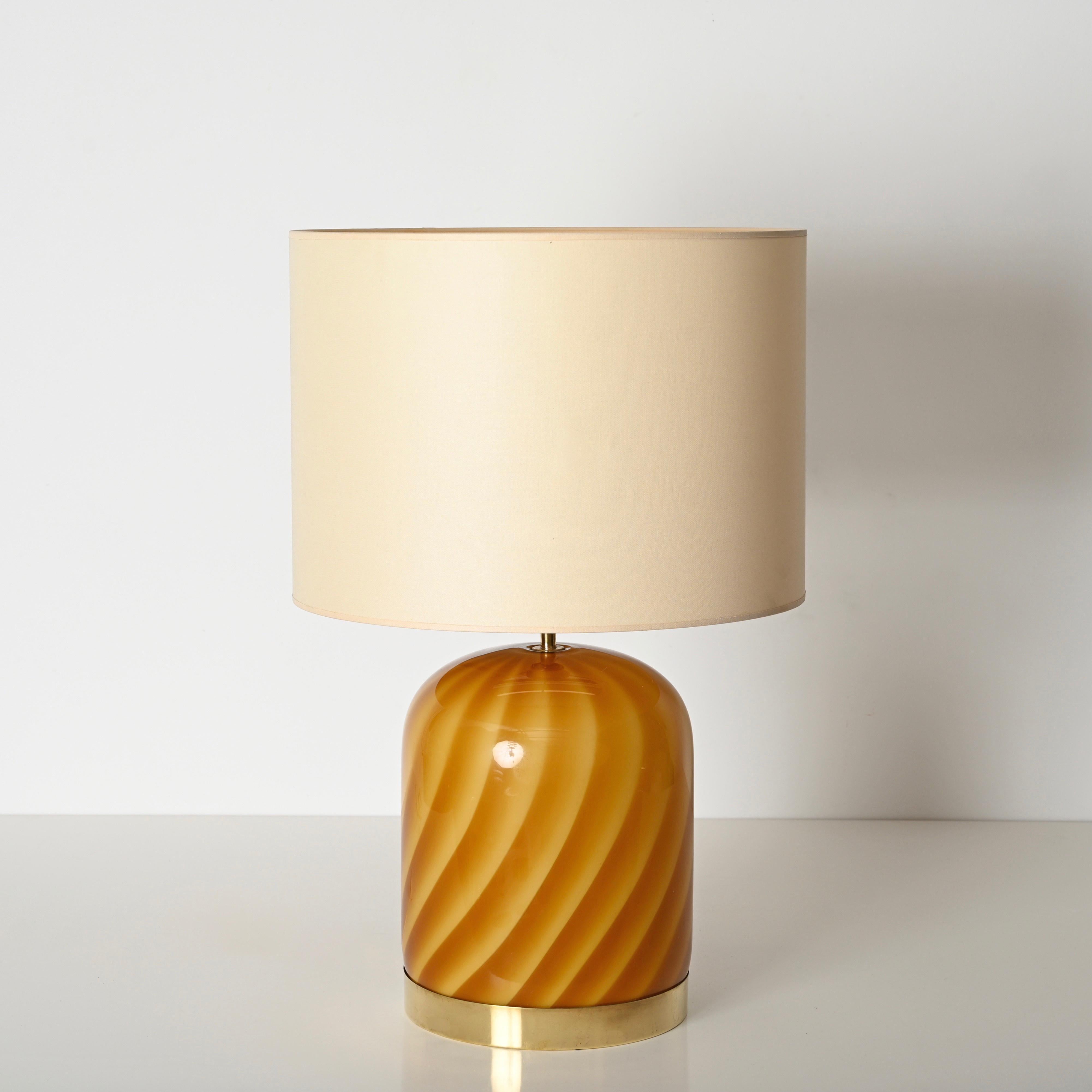 Lampada da tavolo 
