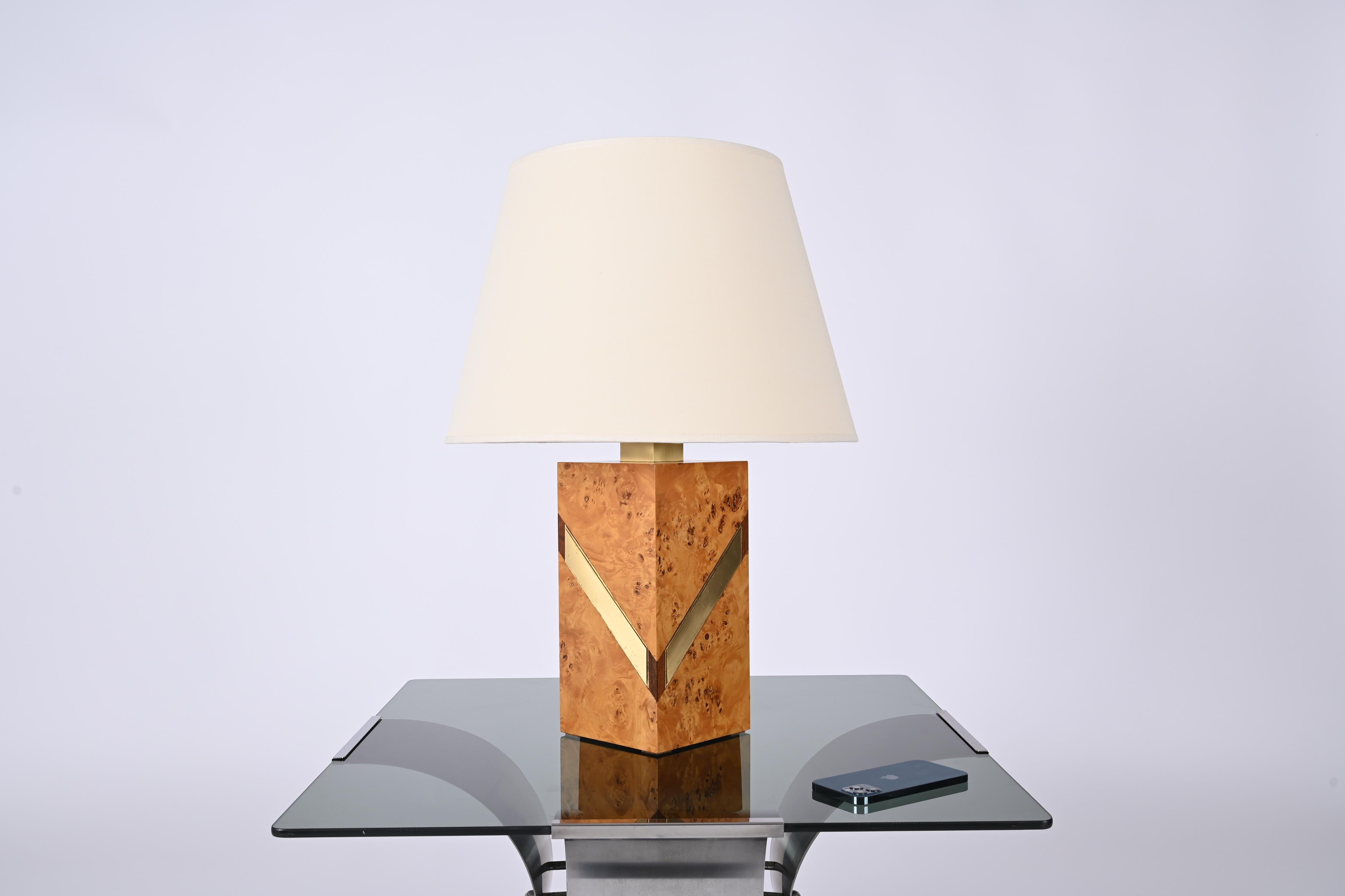 Late 20th Century Tommaso Barbi Midcentury Poplar Burl and Brass Italian Table Lamp, 1970s For Sale