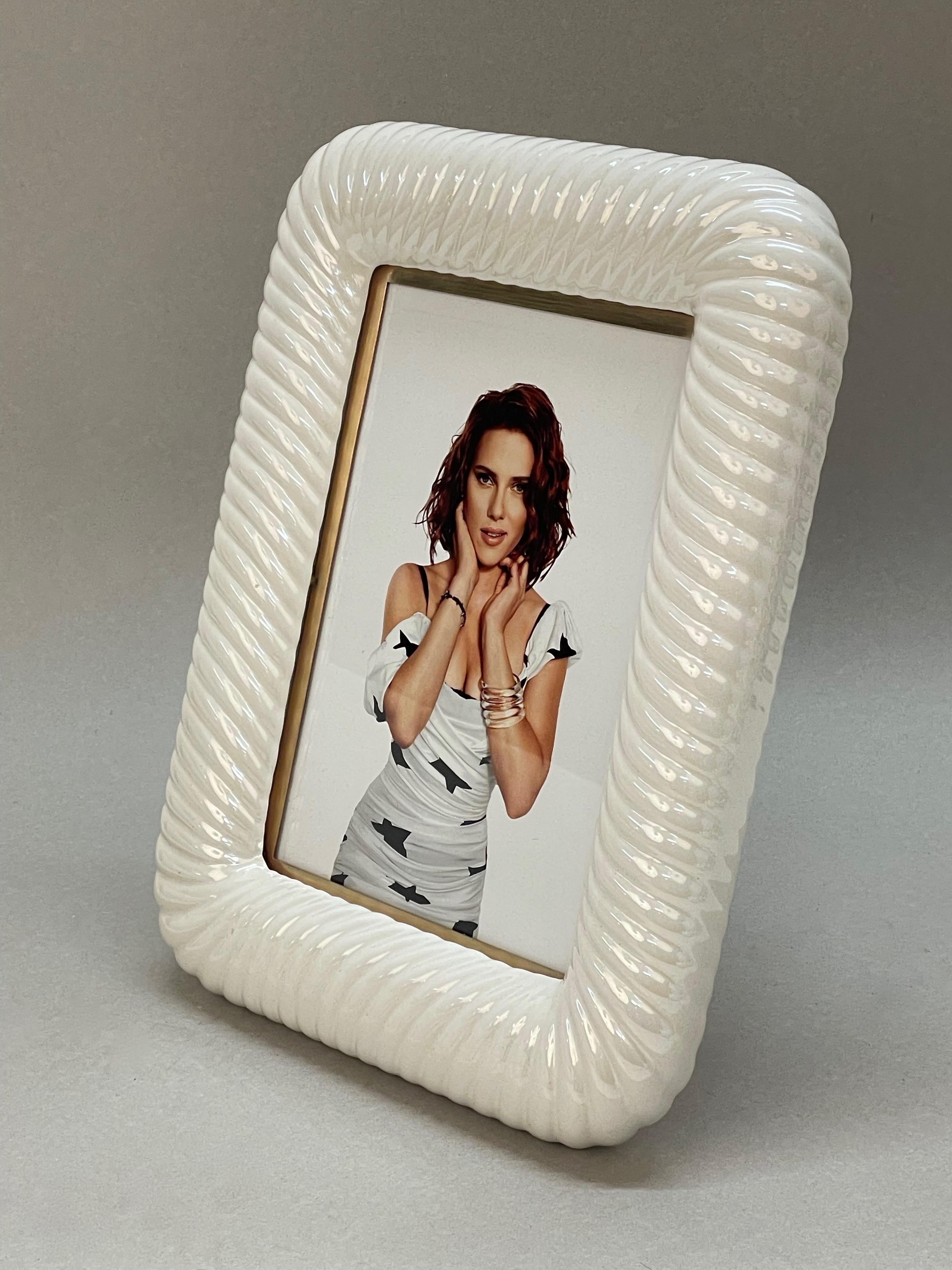 Tommaso Barbi Midcentury White Ceramic and Brass Italian Picture Frame, 1970s For Sale 1