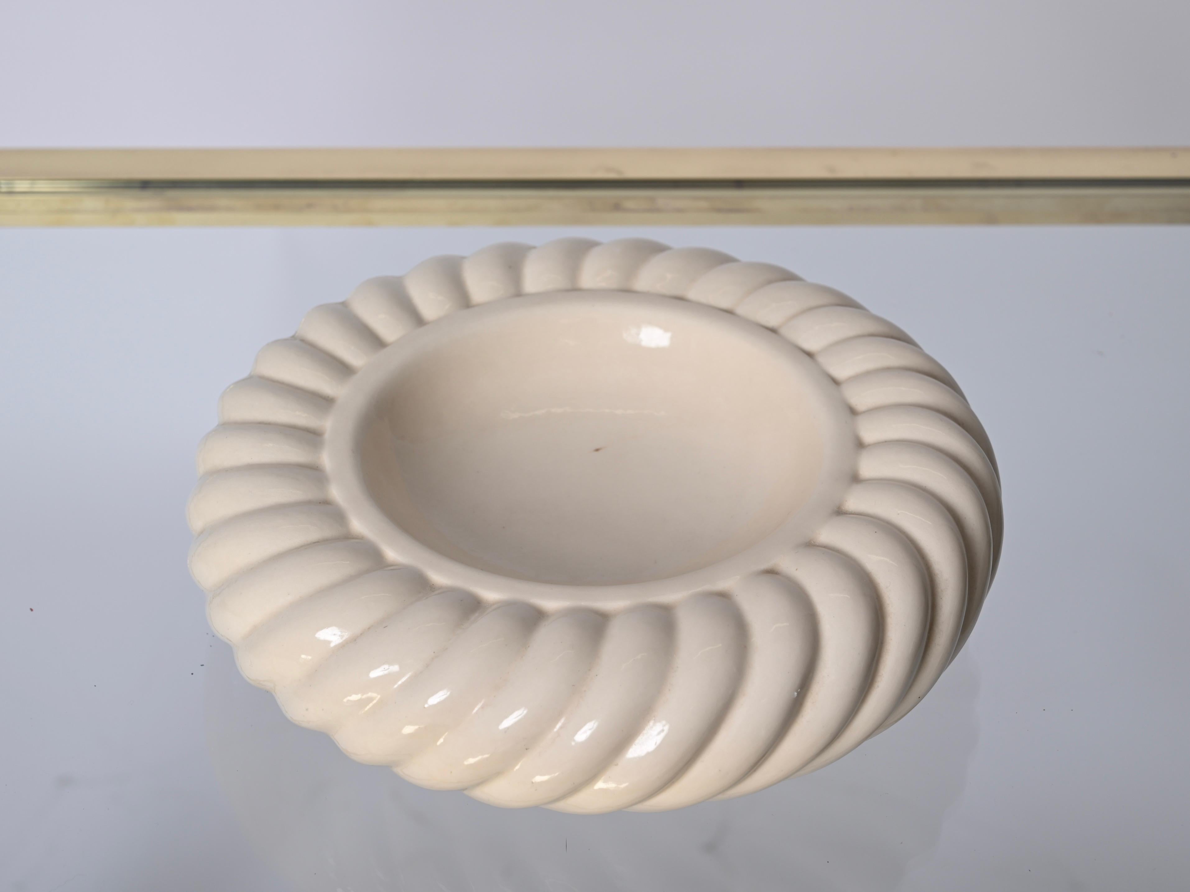 Mid-Century Modern Tommaso Barbi Midcentury White Ceramic Italian Ashtrays, 1960s For Sale