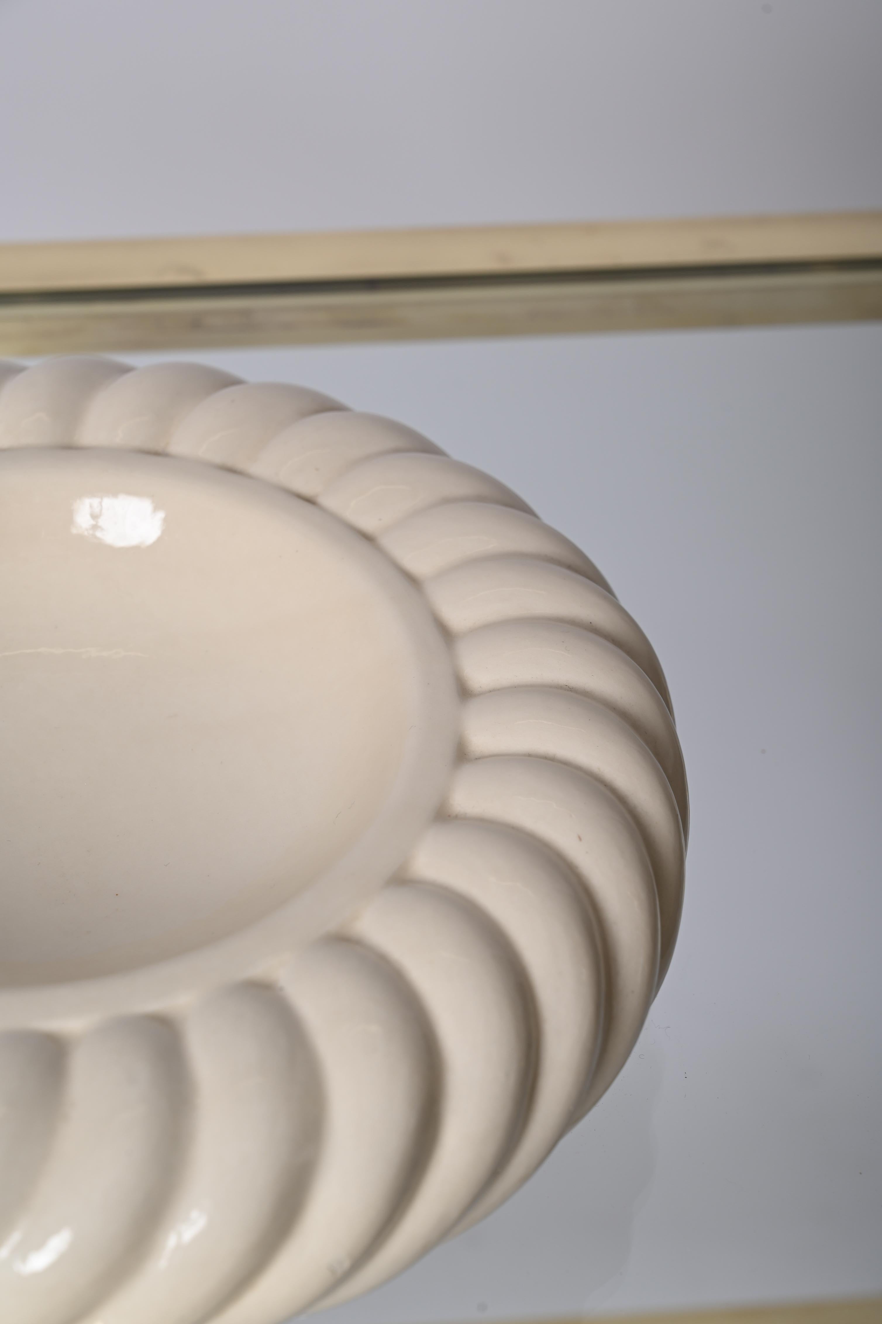 Tommaso Barbi Midcentury White Ceramic Italian Ashtrays, 1960s For Sale 4