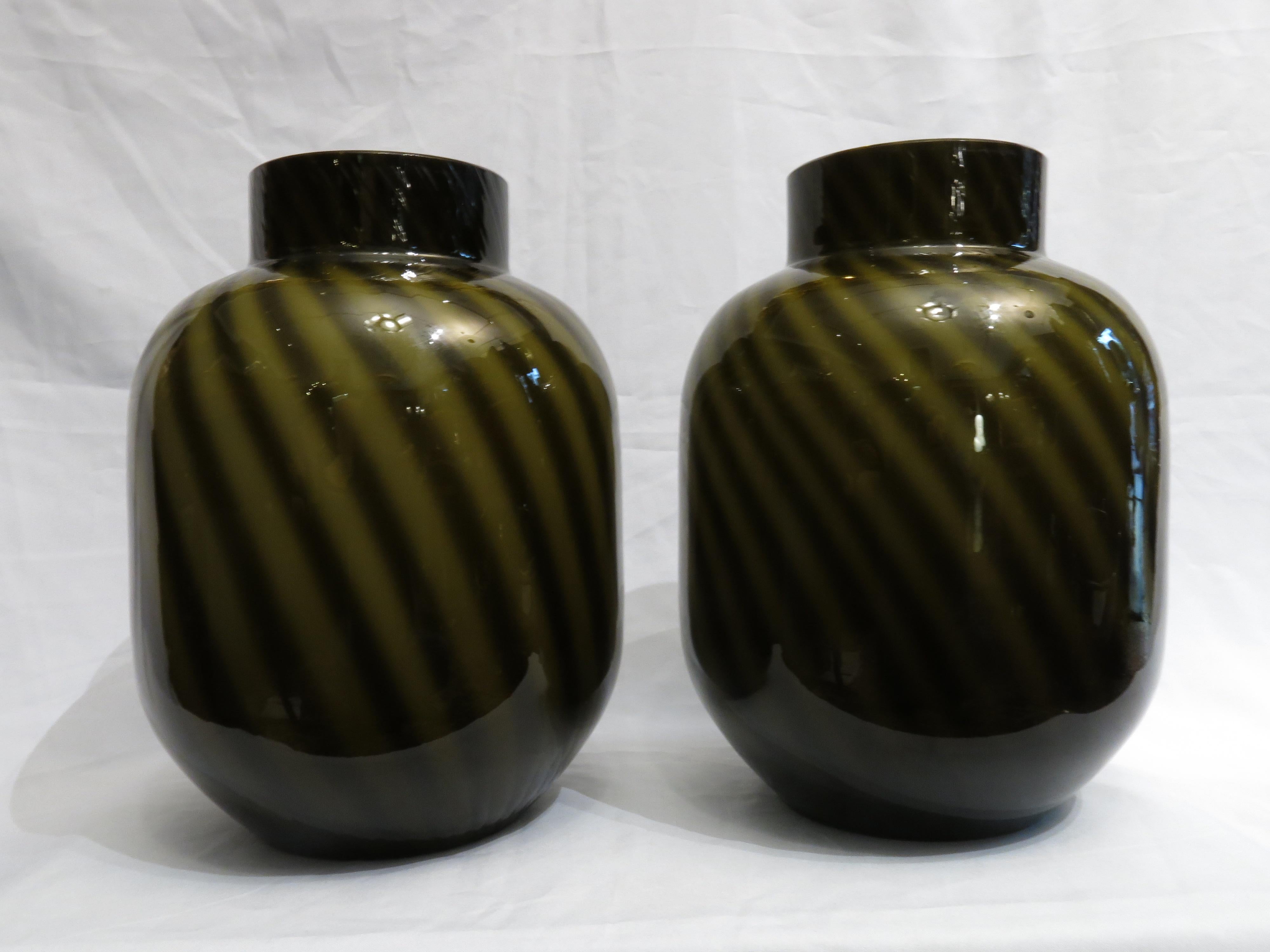 Tommaso Barbi Murano Vintage Pair of Vases, Italy, 1970s In Good Condition In CABA, AR