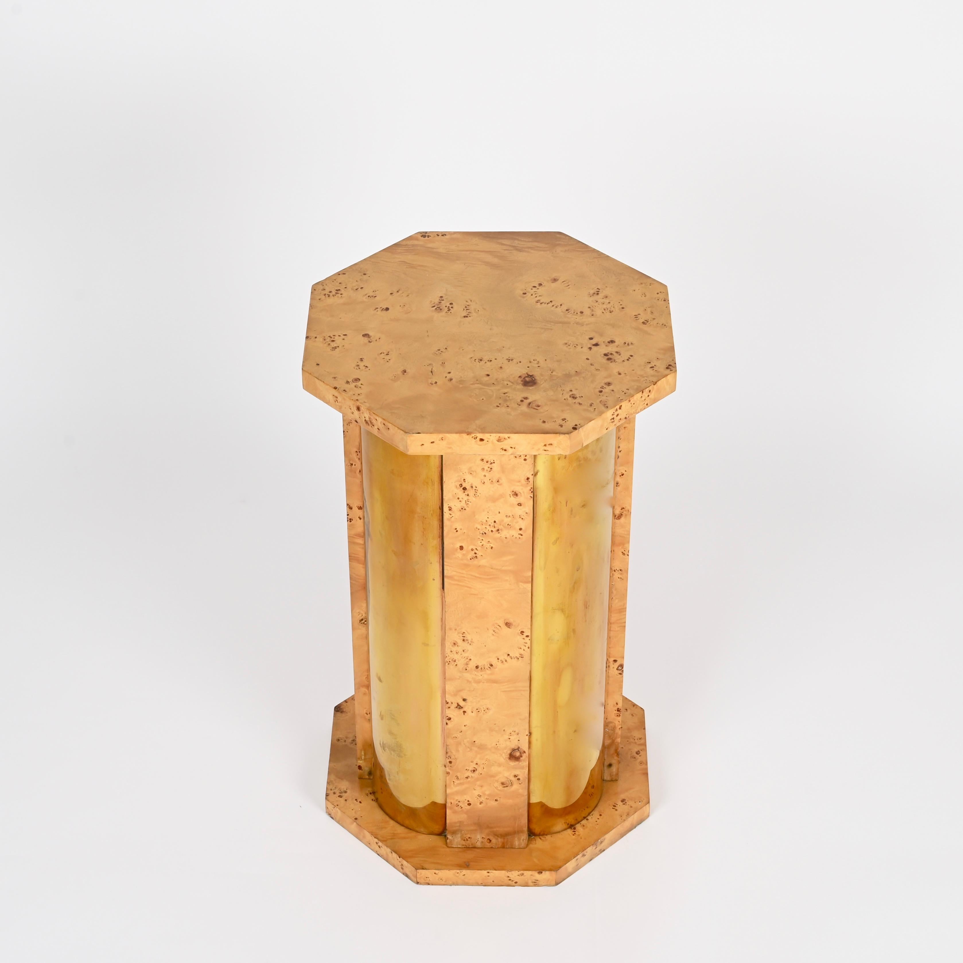 Tommaso Barbi Octagonal Side Table Pedestal in Brass and Birch Burl, Italy 1970s For Sale 1