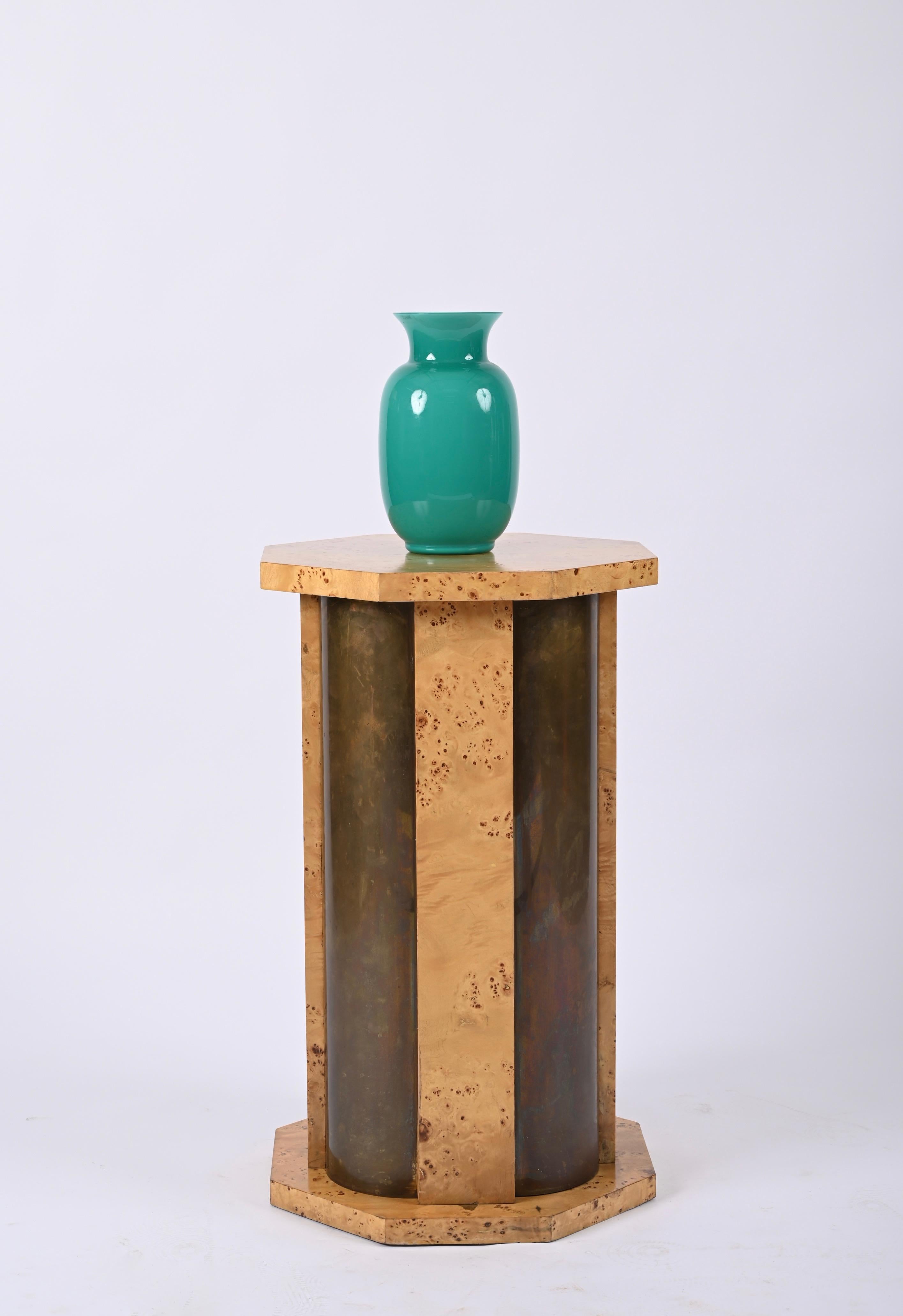 Mid-Century Modern Tommaso Barbi Octagonal Table Pedestal in Burl Wood and Brass, Italy, 1970 For Sale