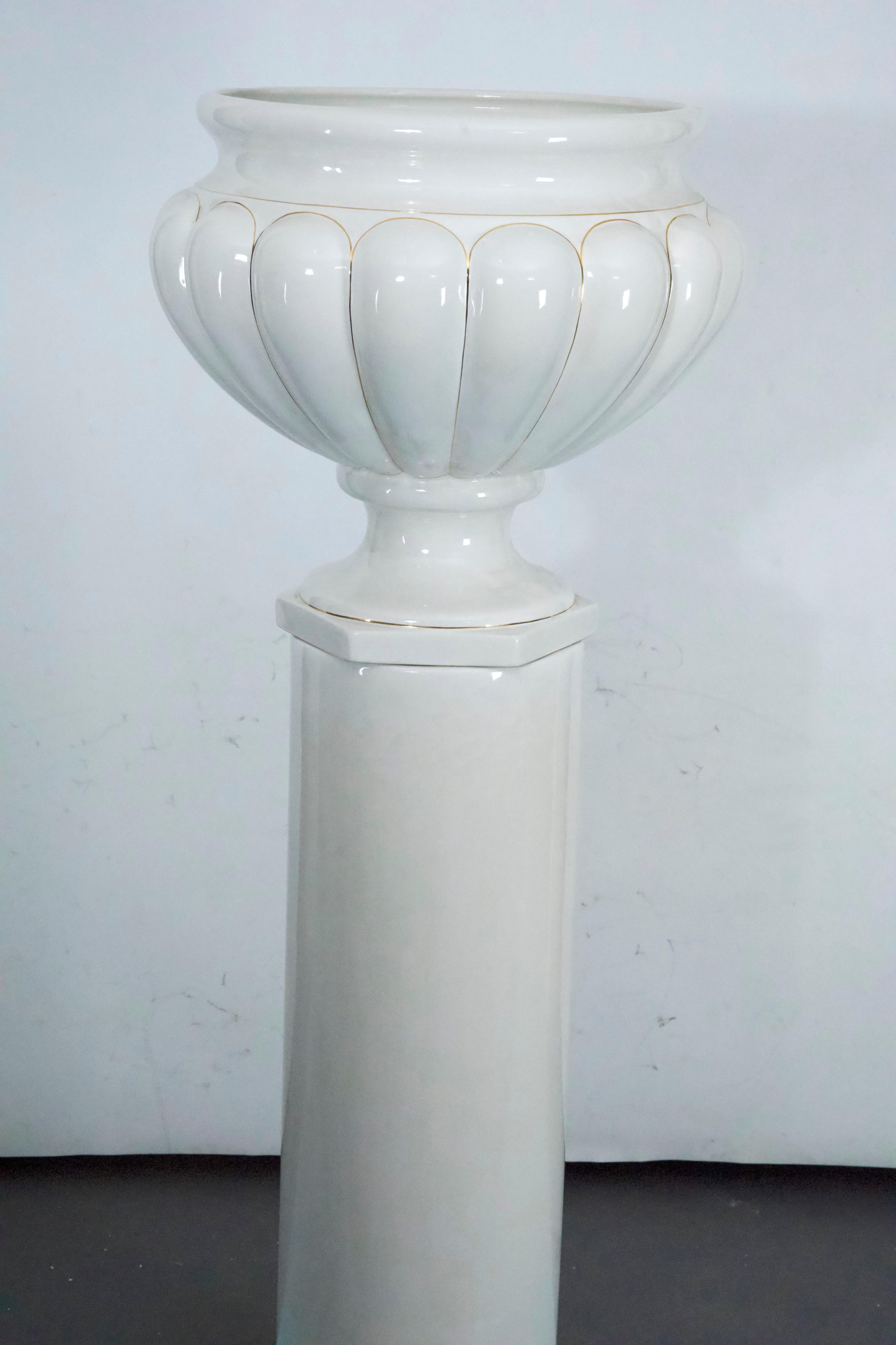 Tommaso Barbi Oversized White Ceramic Vase with Gold Details and Column, Italy For Sale 5