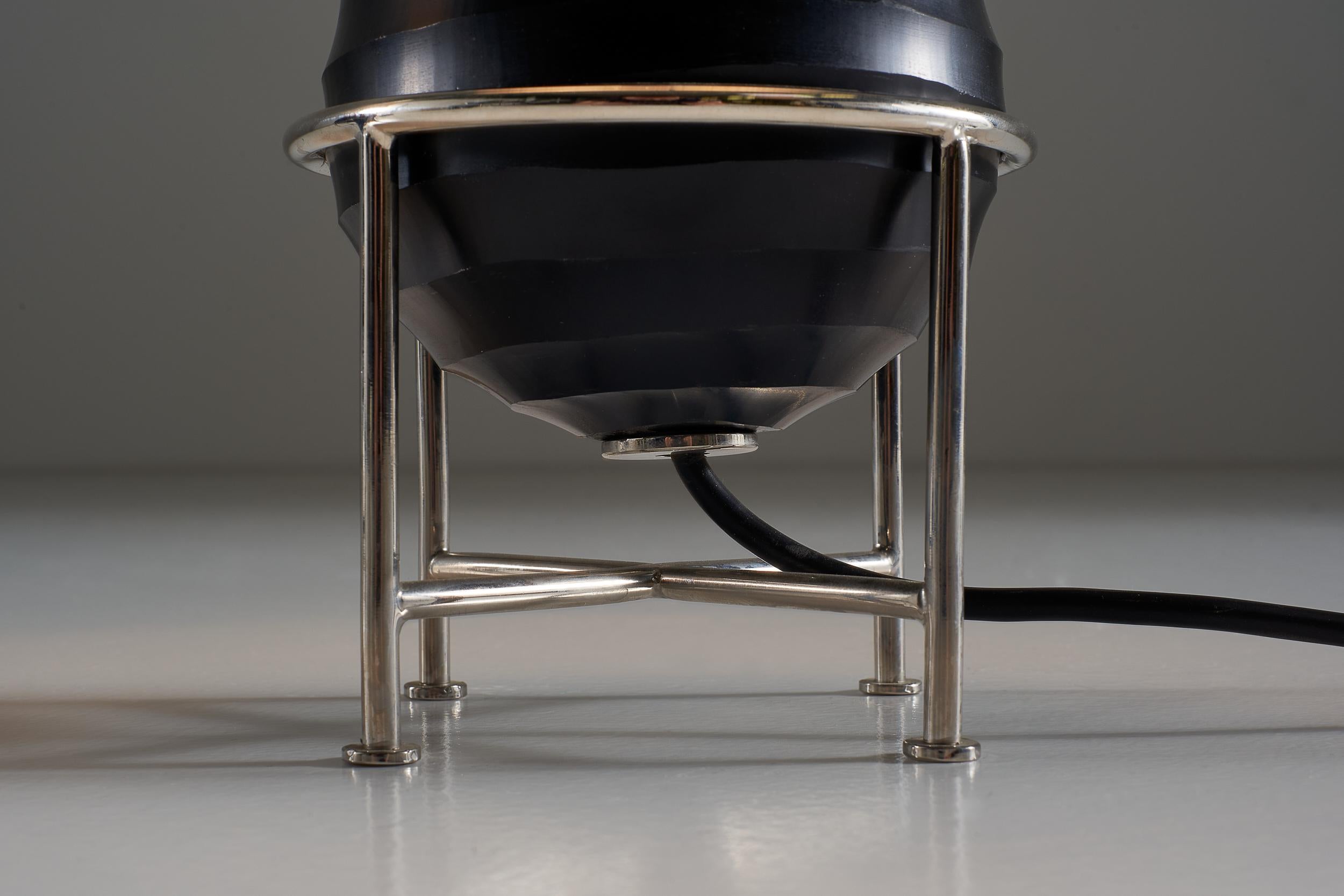 Tommaso Barbi Pair of Table Lamps Chromed Metal and Glass, 1980s In Good Condition In Milan, IT