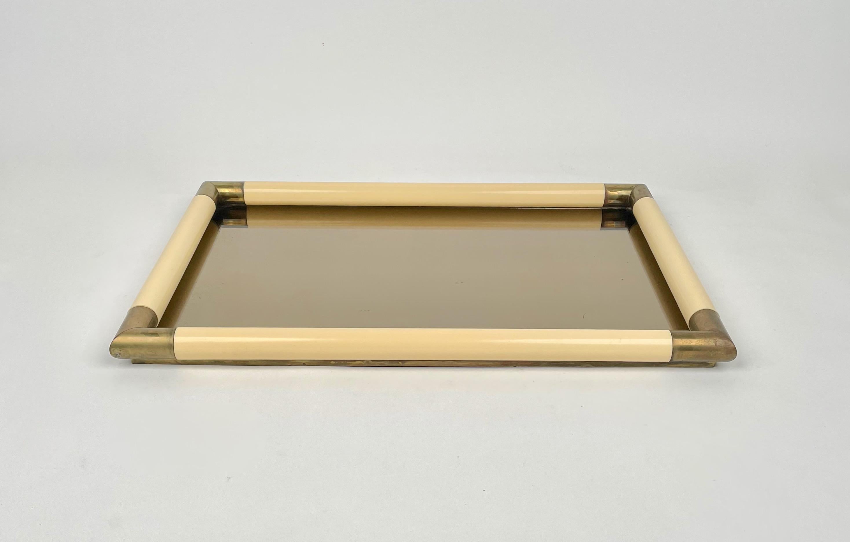 rectangular centerpiece tray