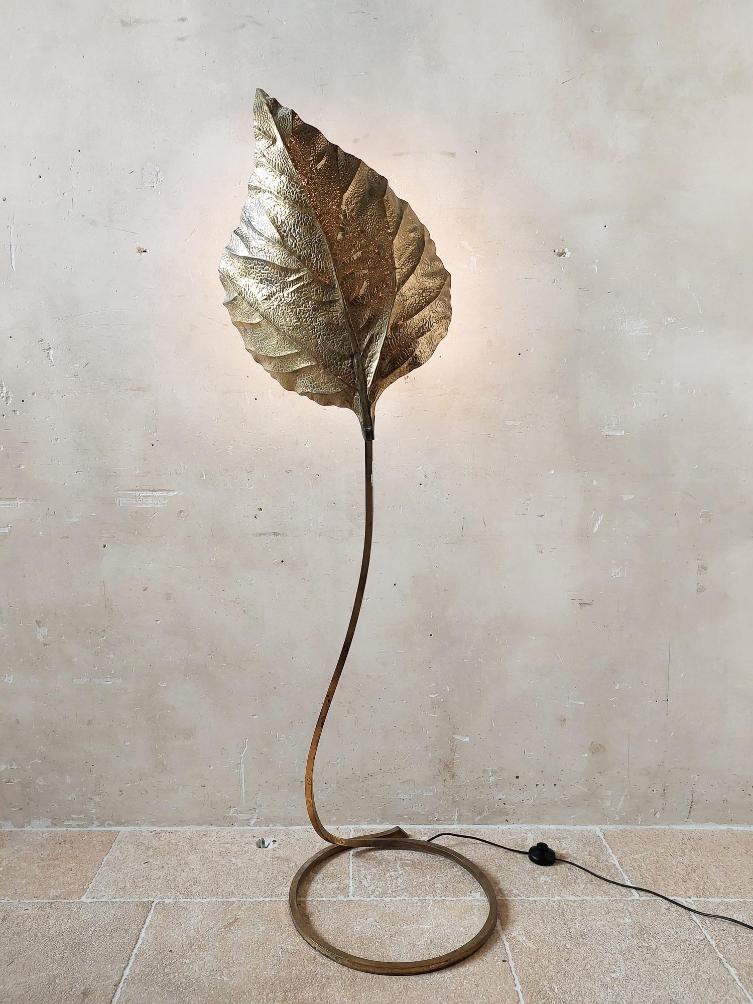 Brass Tommaso Barbi rhubarb leaf brass floor lamp for Carlo Giorgi, Italy, 1970s