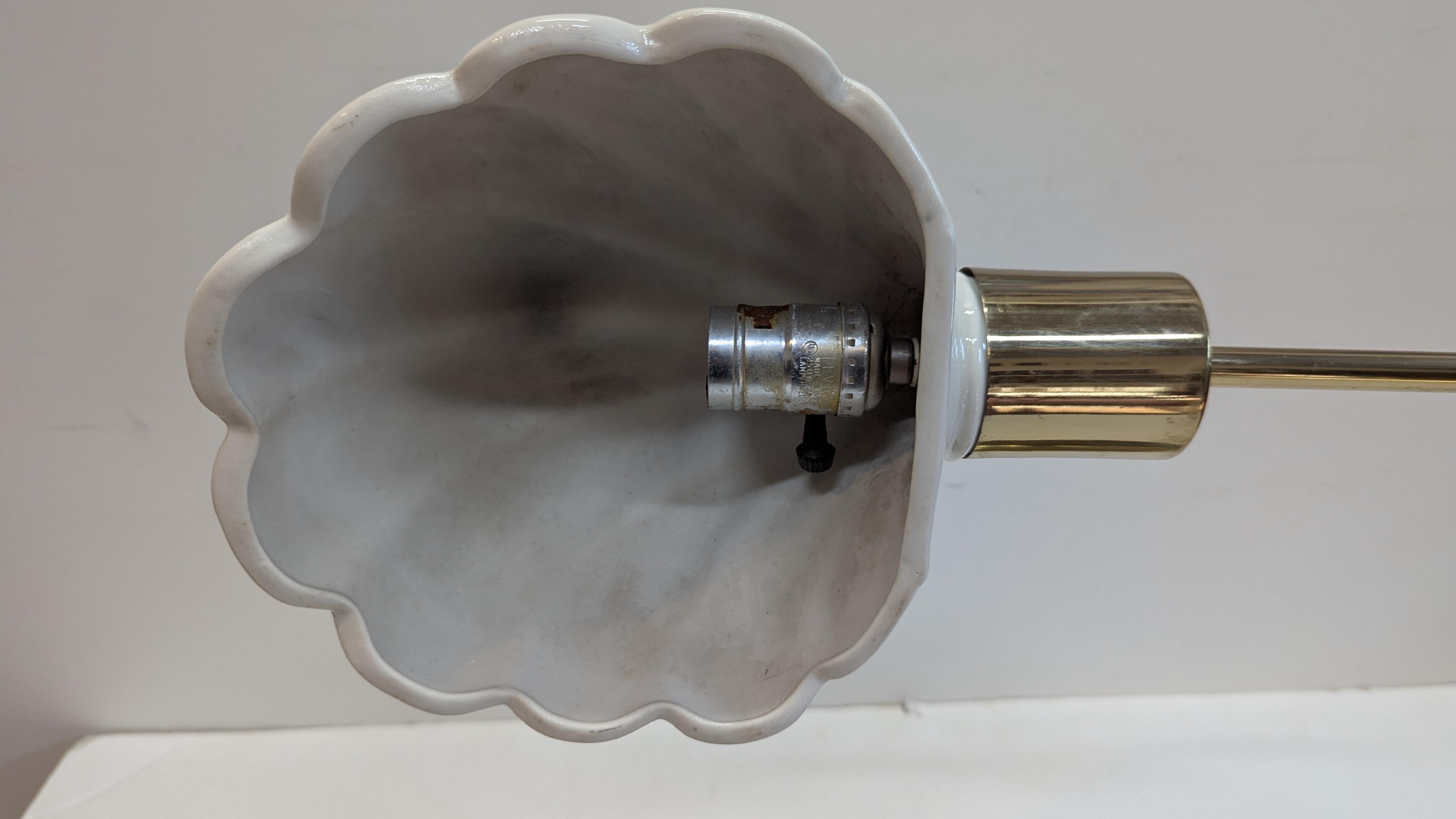 Brass Tommaso Barbi Scallop Shell Table Lamp For Sale