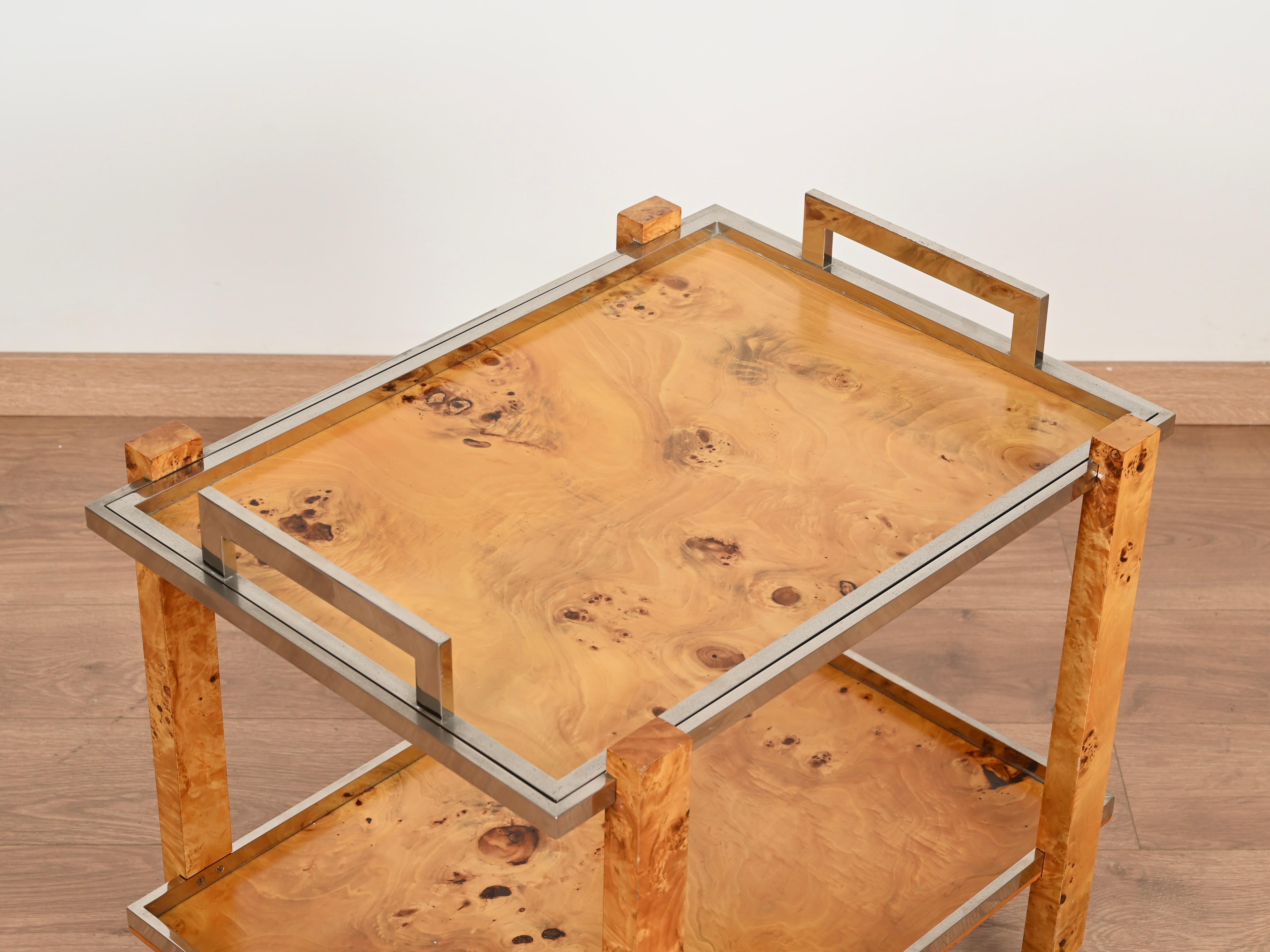 Hand-Crafted Tommaso Barbi Signed Bar Cart with Serving Tray in Burl and Chrome, Italy 1970s For Sale