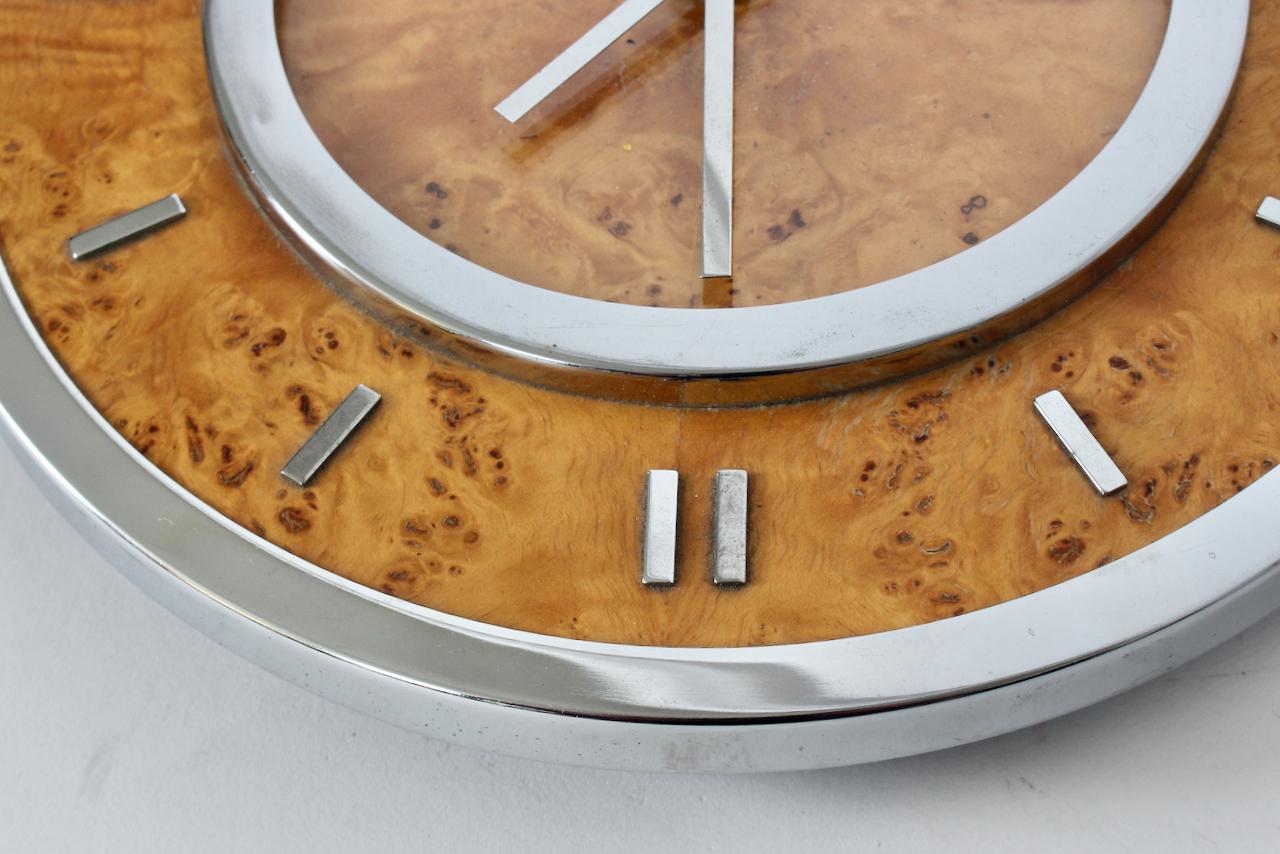 Tommaso Barbi Style Burled Elm & Chrome Hanging Wall Clock, Circa 1970 For Sale 2
