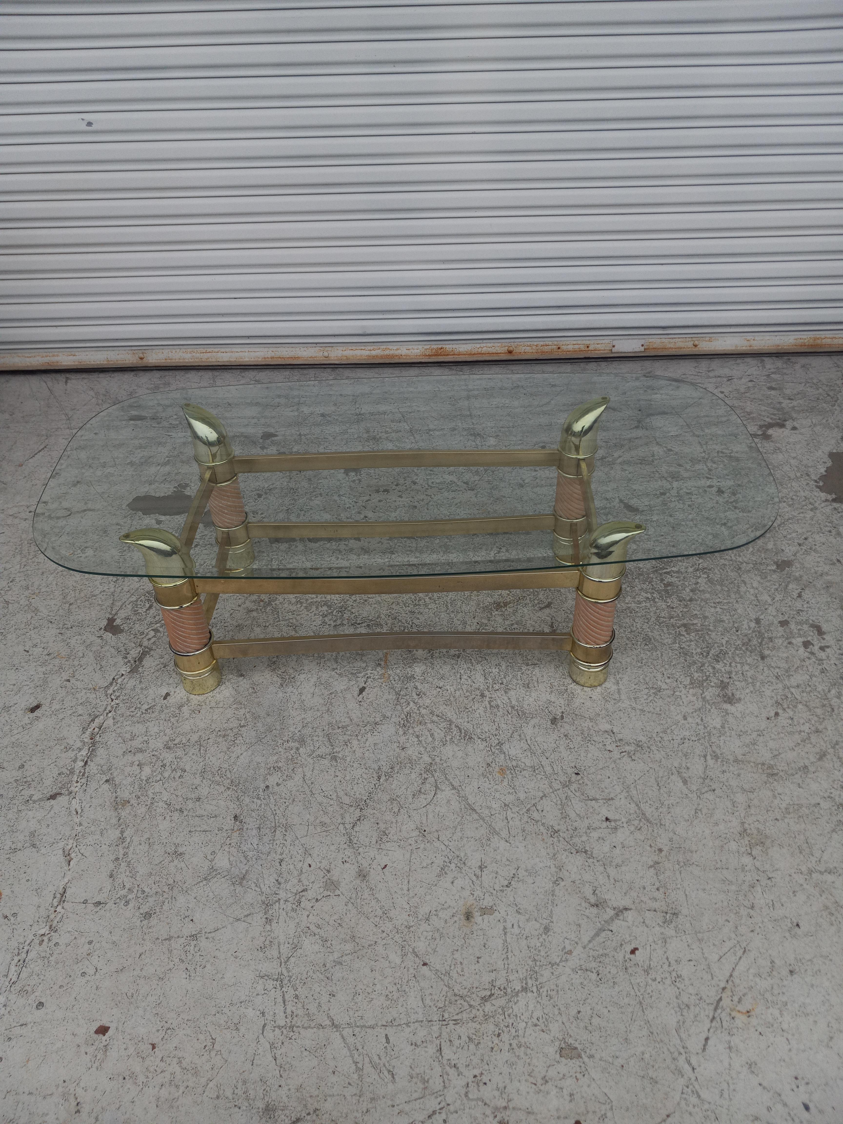 Table basse italienne en fausse défense de style Tommaso Barbi Bon état - En vente à Pasadena, TX