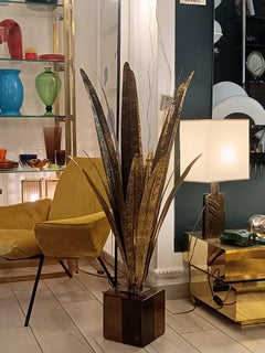 Tommaso Barbi Style Floor/Table Lamp in the Shape of a Golden Palm, Italy 1960s