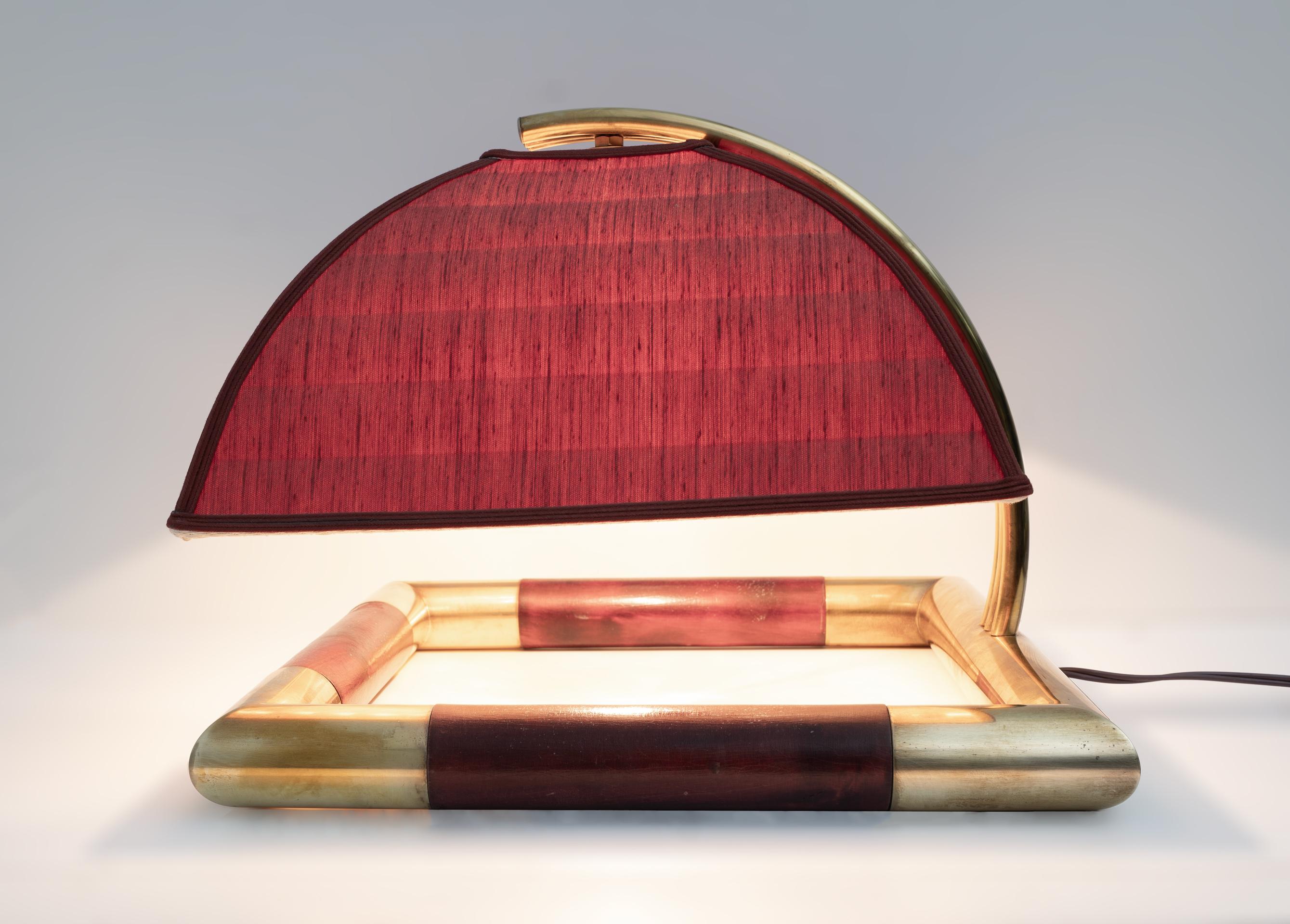 Late 20th Century Tommaso Barbi Style Mid-century Modern Italian Brass Table Lamp, 1970s For Sale