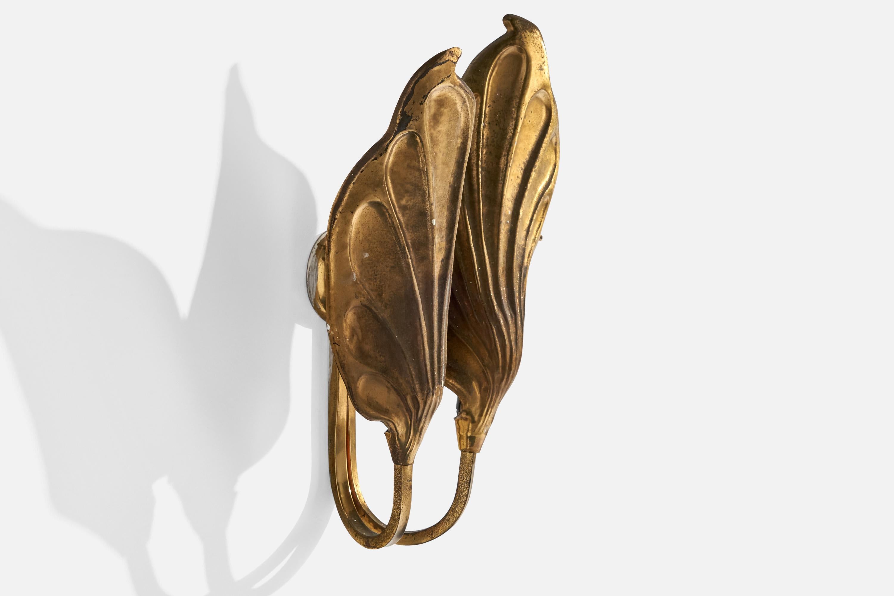Mid-Century Modern Tommaso Barbi, Wall Light, Brass, Italy, 1950s For Sale