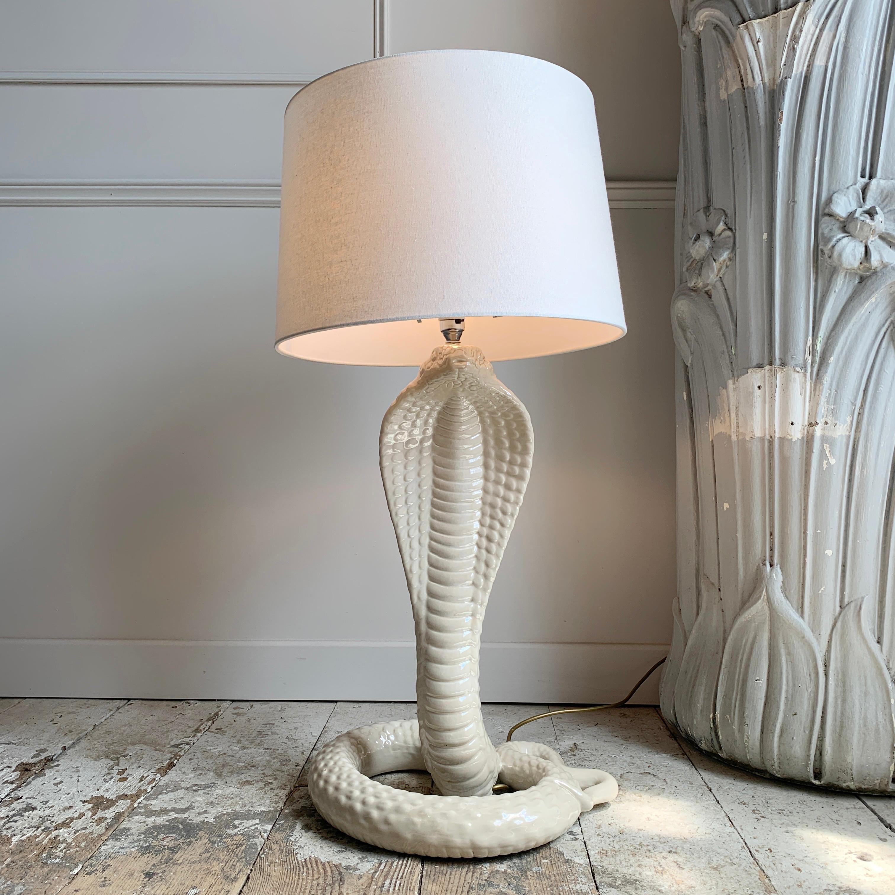 Tommaso Barbi White Cobra Lamp In Good Condition For Sale In Hastings, GB