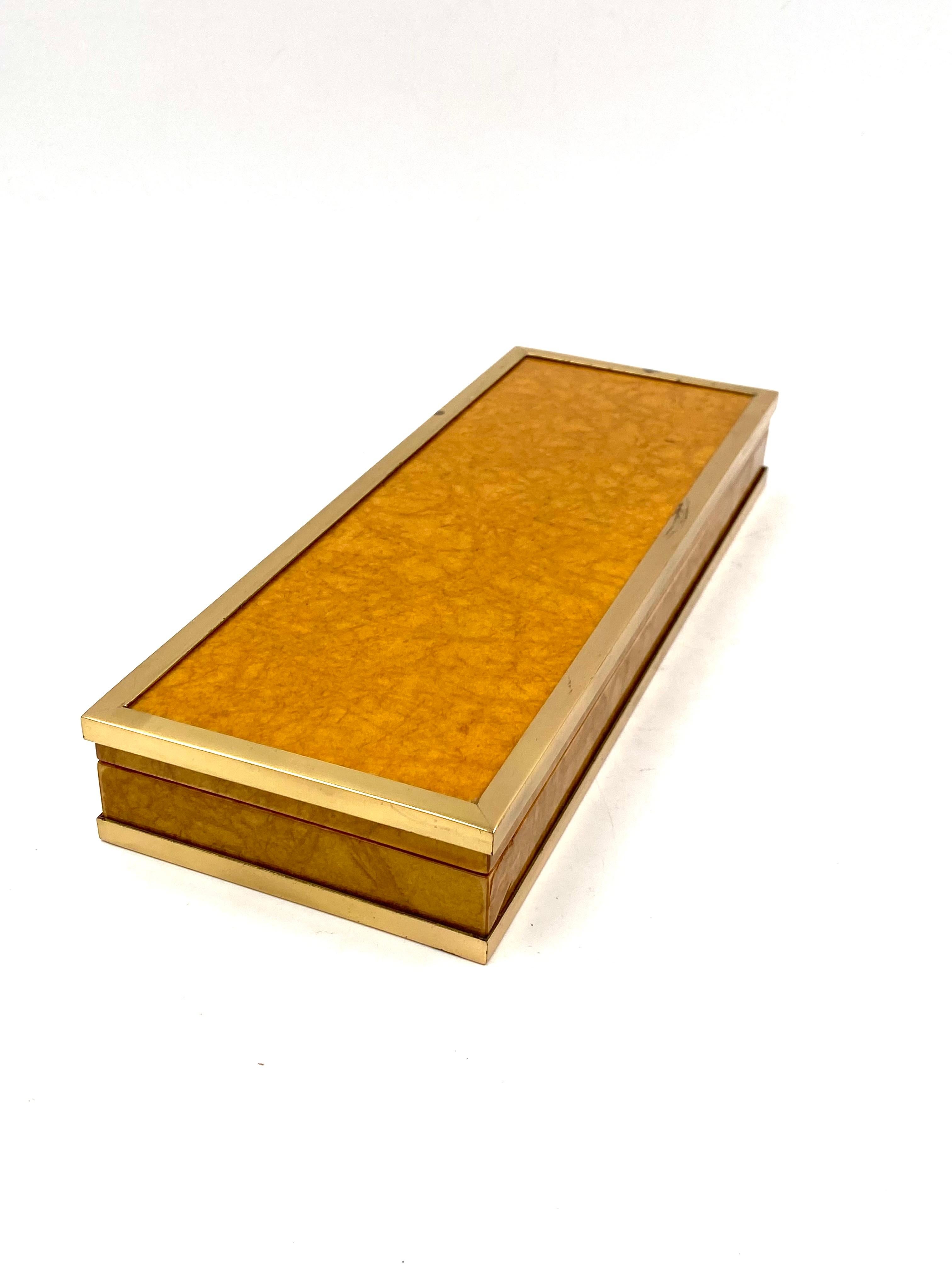 Tommaso Barbi, Wood and Brass Cigars Box, Italy, 1970 For Sale 4