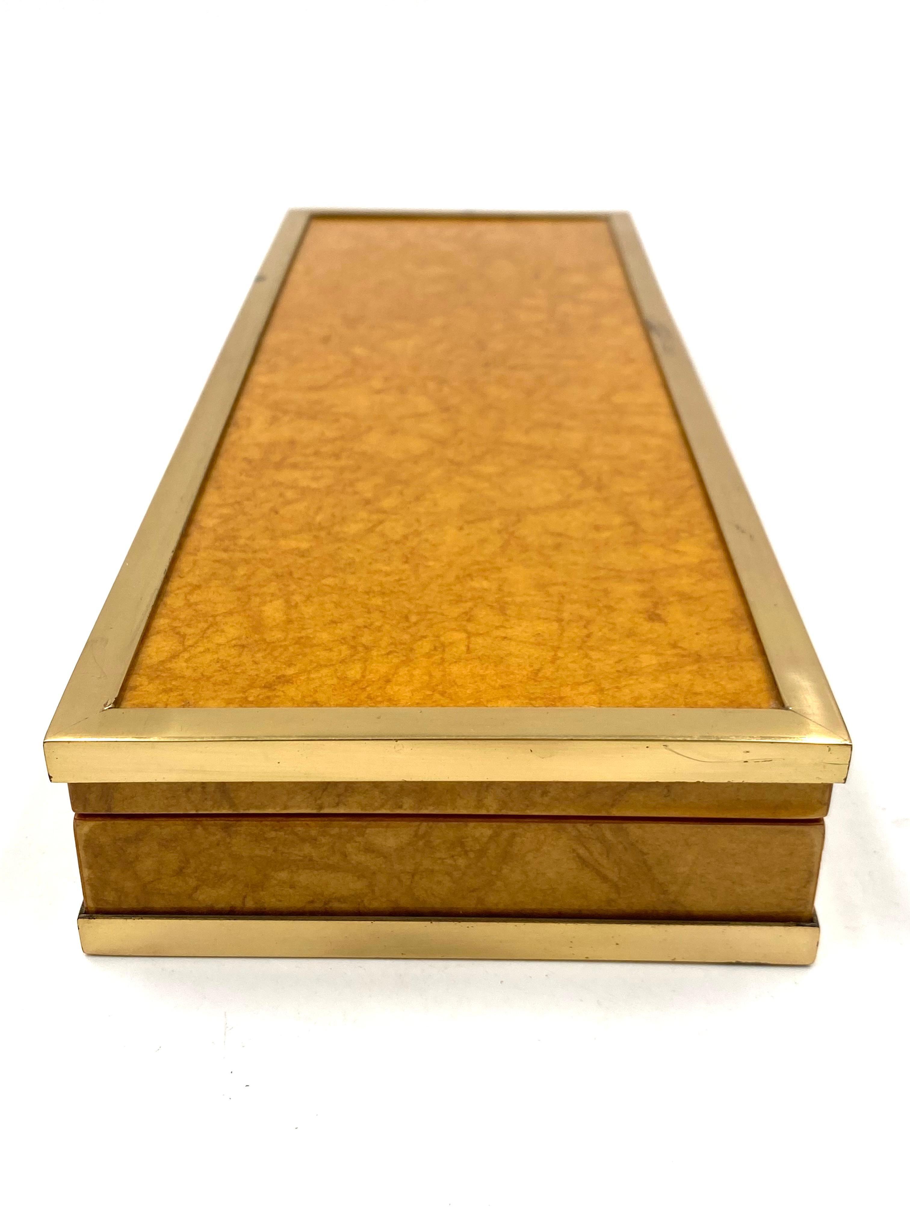 Tommaso Barbi, Wood and Brass Cigars Box, Italy, 1970 For Sale 5