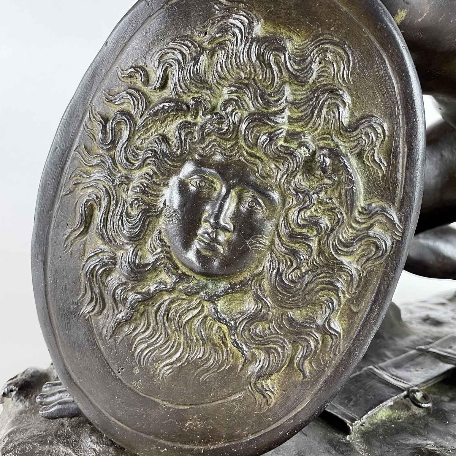 Gladiatore In Bronzo Galata Morente Statua Italianadi Gusto Neoclassico 1930 in vendita 5