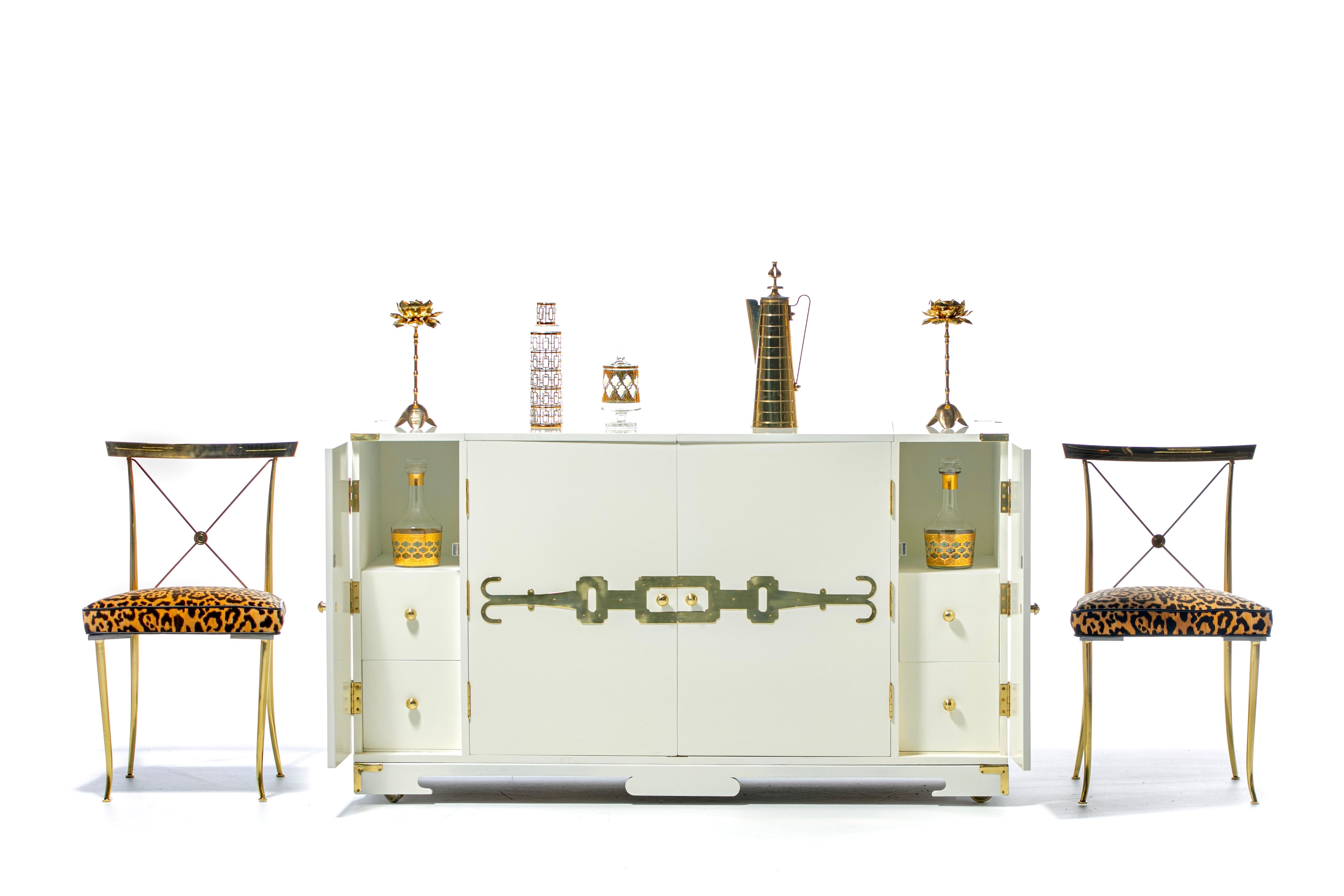 Tommi Parzinger Bar Cabinet Lacquered in White Chocolate with Polished Brass In Good Condition For Sale In Saint Louis, MO
