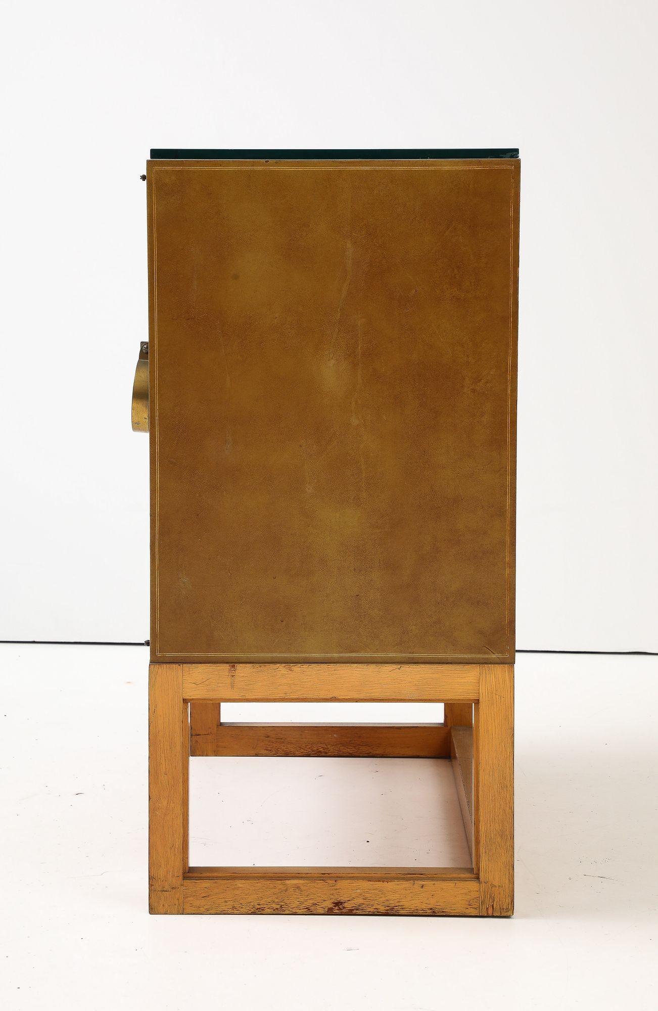 Tommi Parzinger Charak Modern Chest. For Sale 5