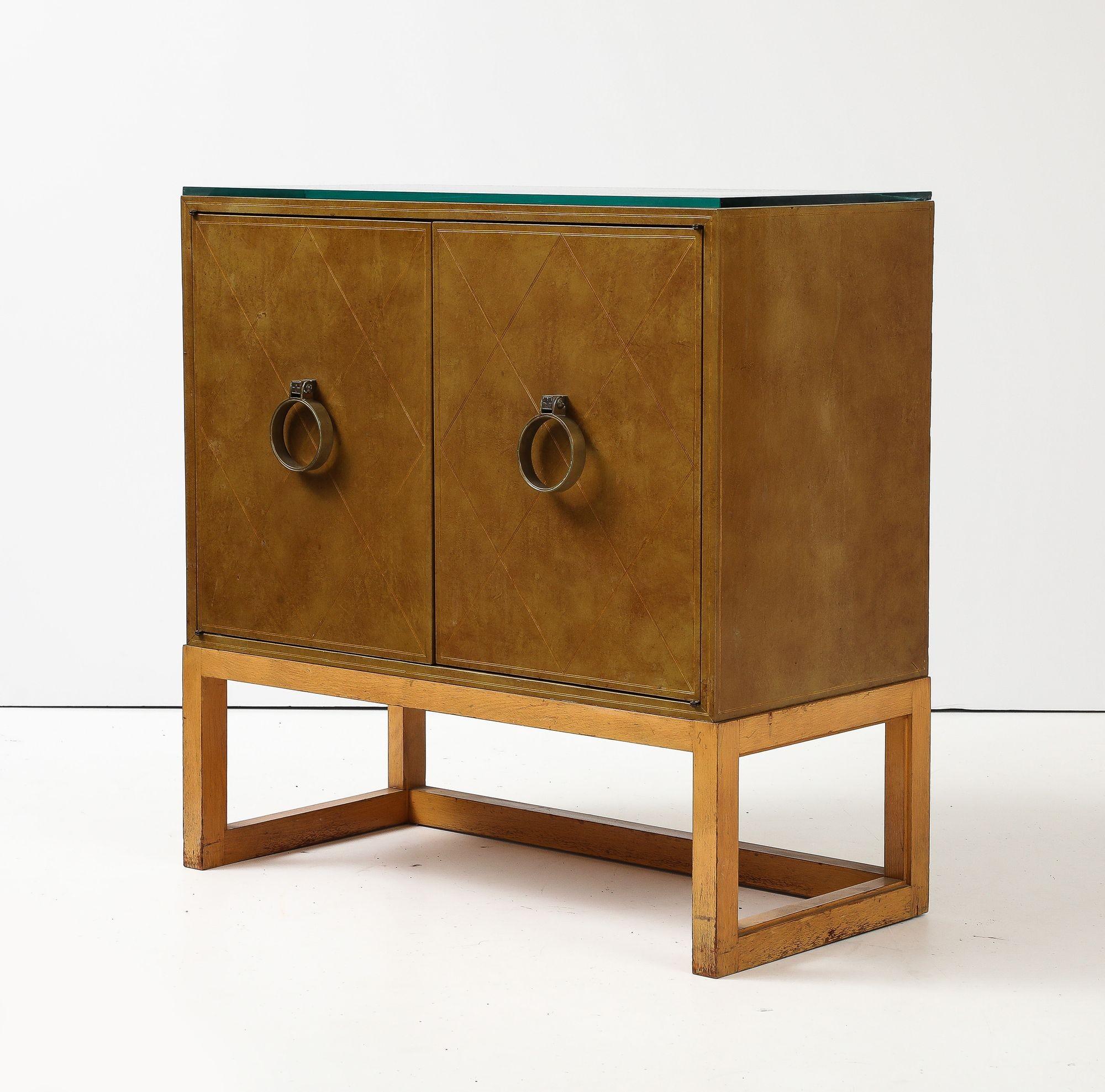 Tommi Parzinger Charak Modern Chest. For Sale 2