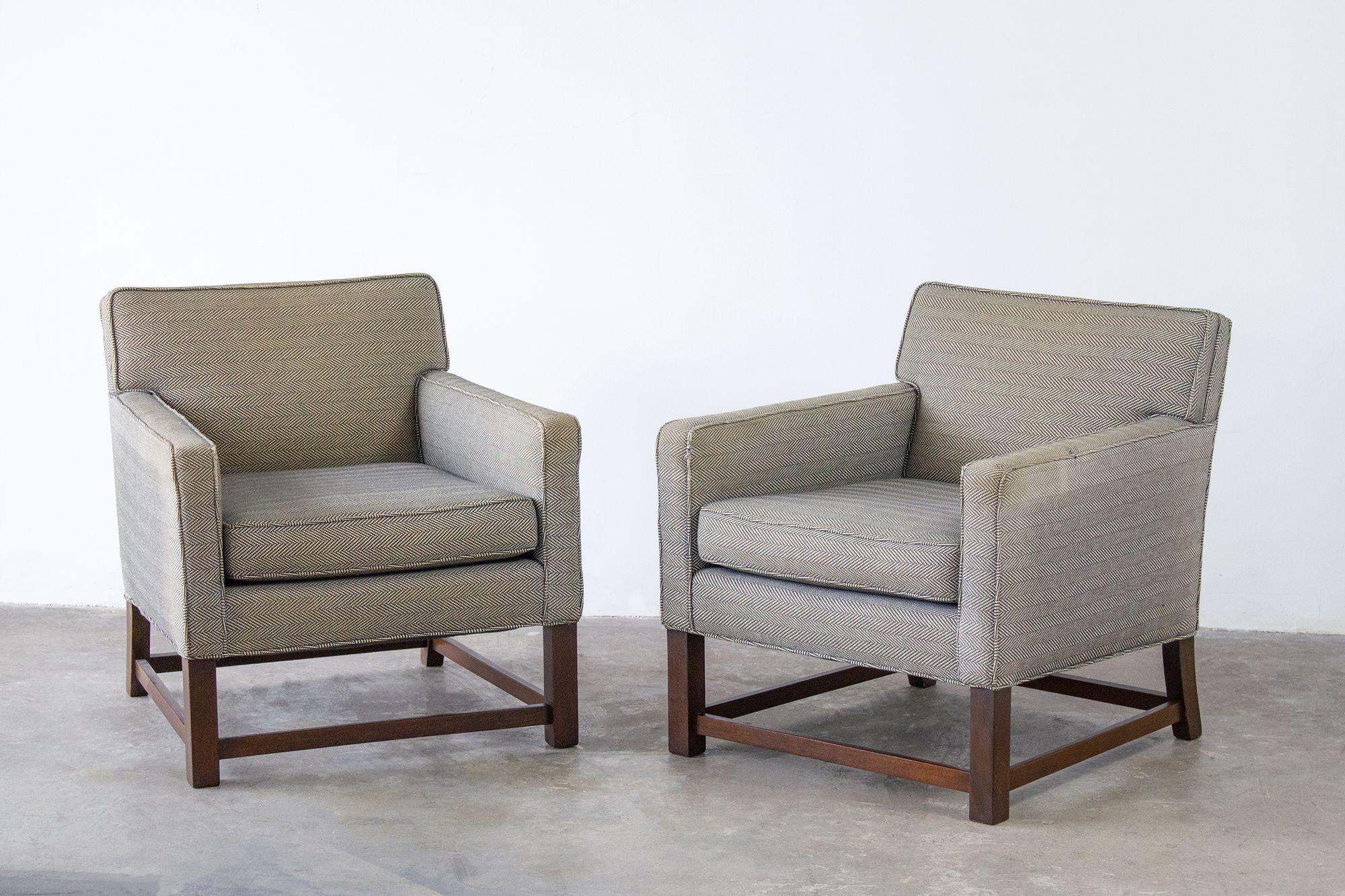 Mid-Century Modern Tommi Parzinger Classic Modern Pair of Club Chairs in Mahogany, 1960s