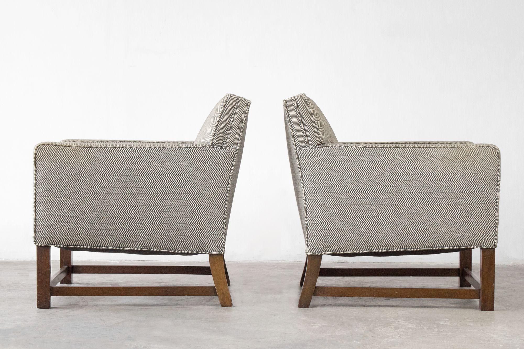 Tommi Parzinger Classic Modern Pair of Club Chairs in Mahogany, 1960s 1