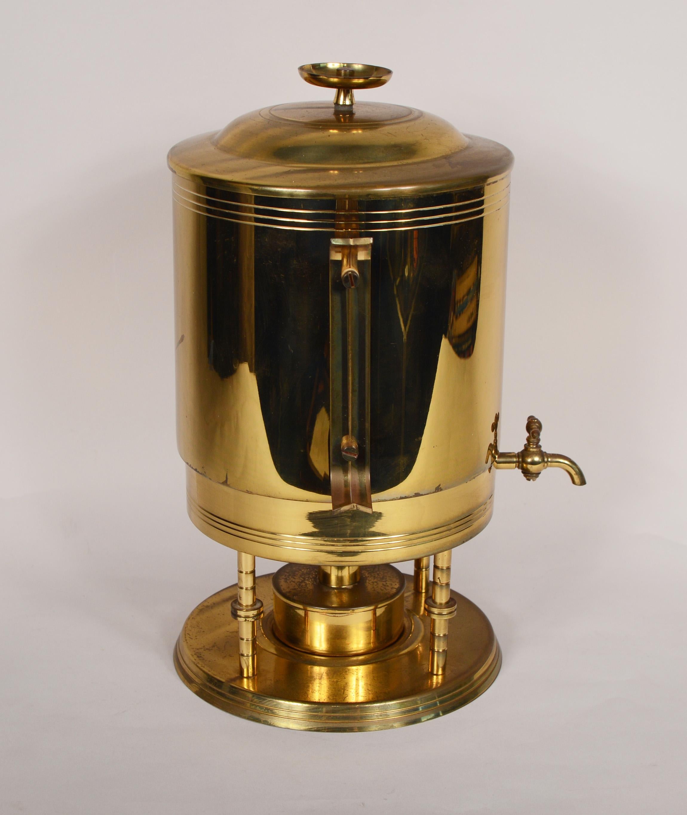 Tommi Parzinger Coffee Urn Samovar for Dorlyn Silversmiths In Good Condition In San Mateo, CA