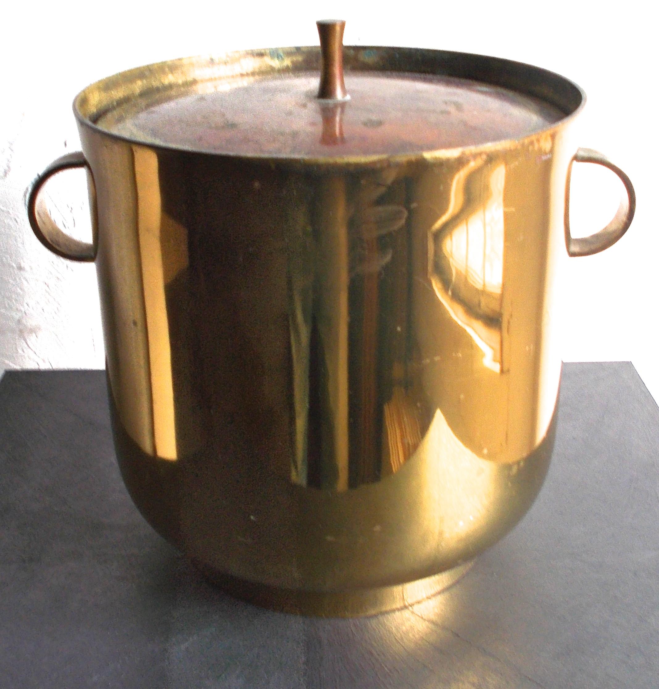 Tommi Parzinger Dorlyn Silversmiths Brass Ice Bucket and Bell In Good Condition In Sharon, CT