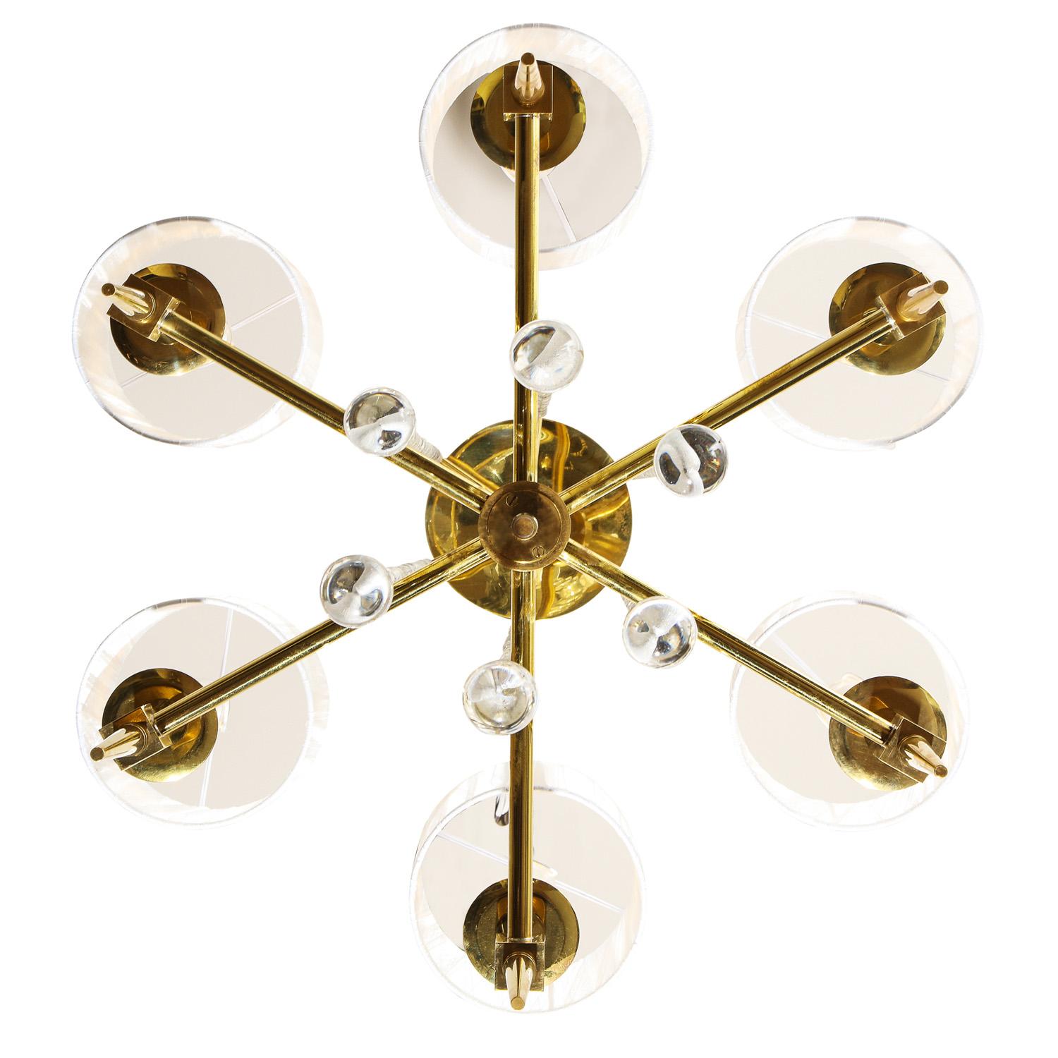 Tommi Parzinger Elegant 6 Arm Chandelier in Brass and Crystal 1950s In Excellent Condition For Sale In New York, NY