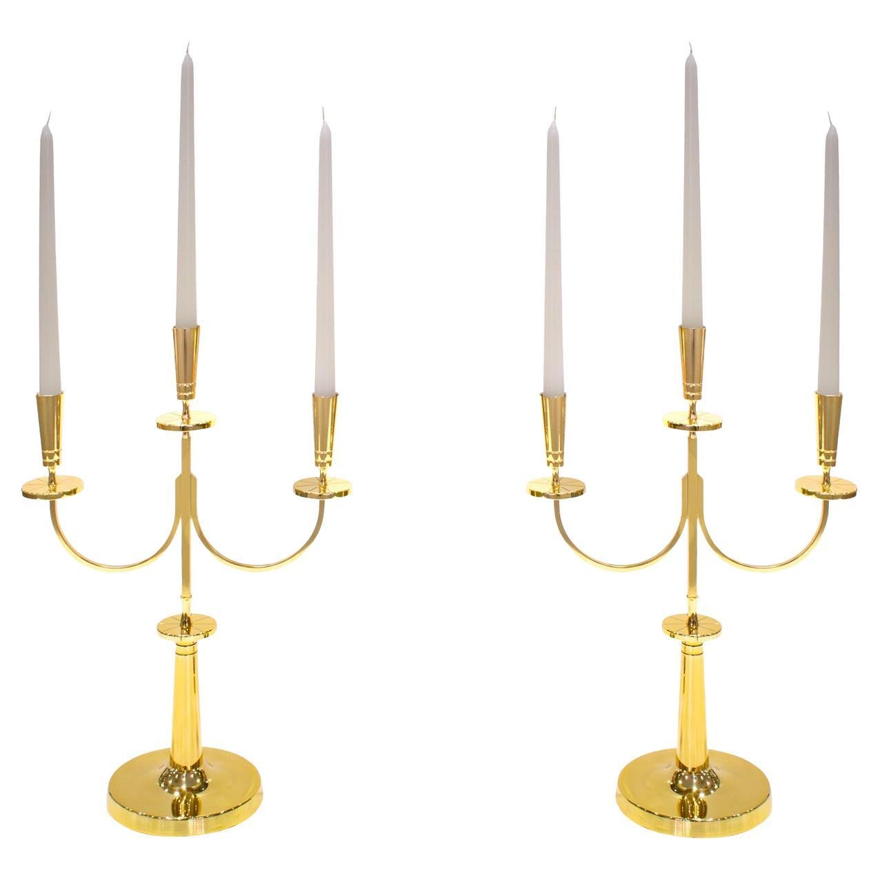 Tommi Parzinger Elegance Pair of Brass Candelabra 1950s (Signed) en vente