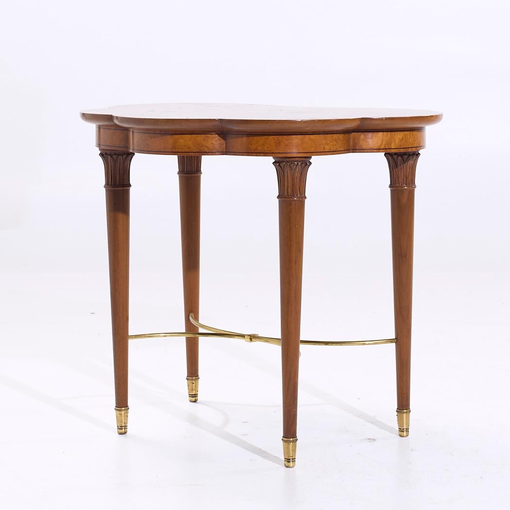 Tommi Parzinger pour Charak Table d'appoint en laiton et acajou du milieu du siècle - Paire en vente 1