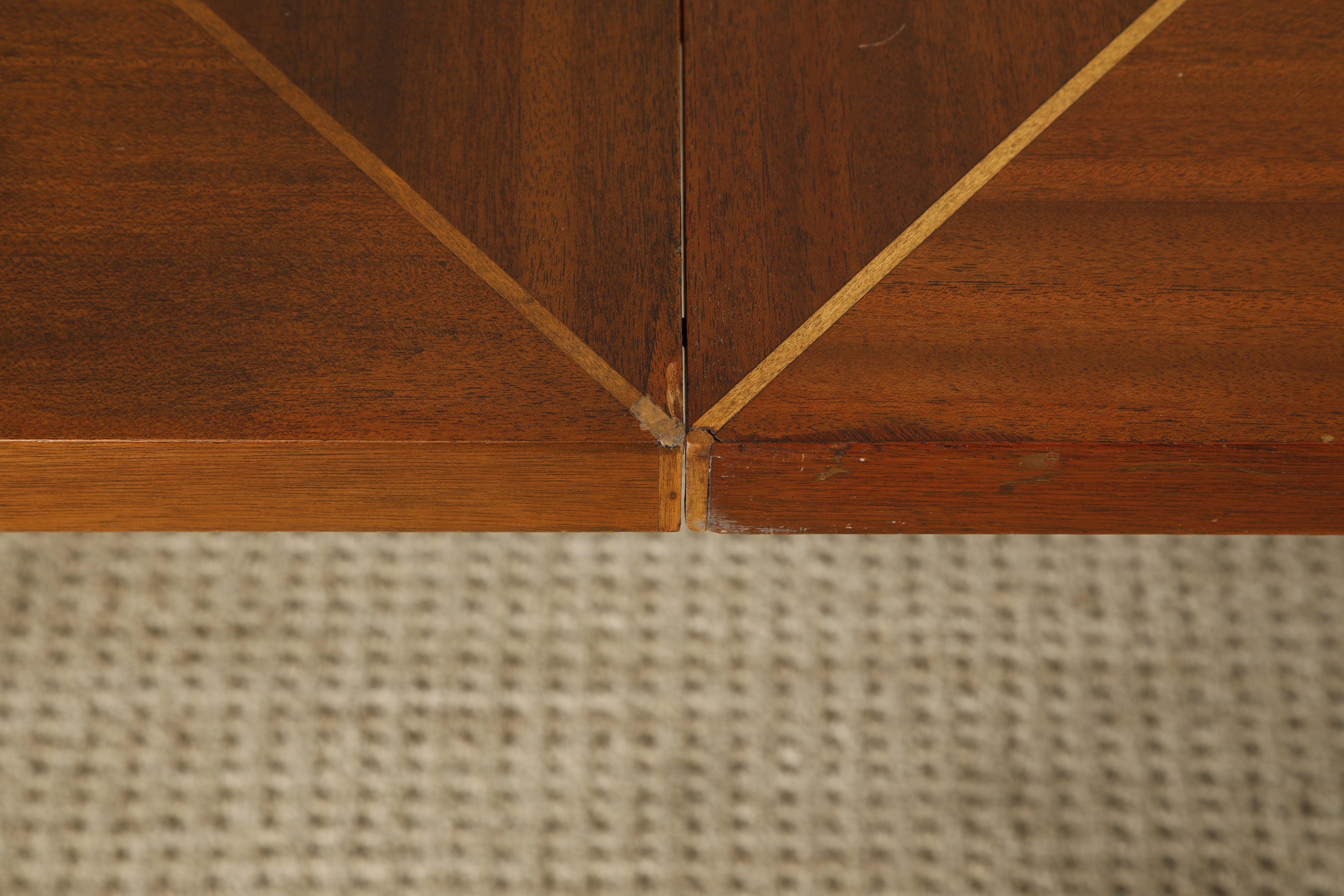 Tommi Parzinger for Charak Modern Extendable Dining Table, c 1950s, Signed en vente 12