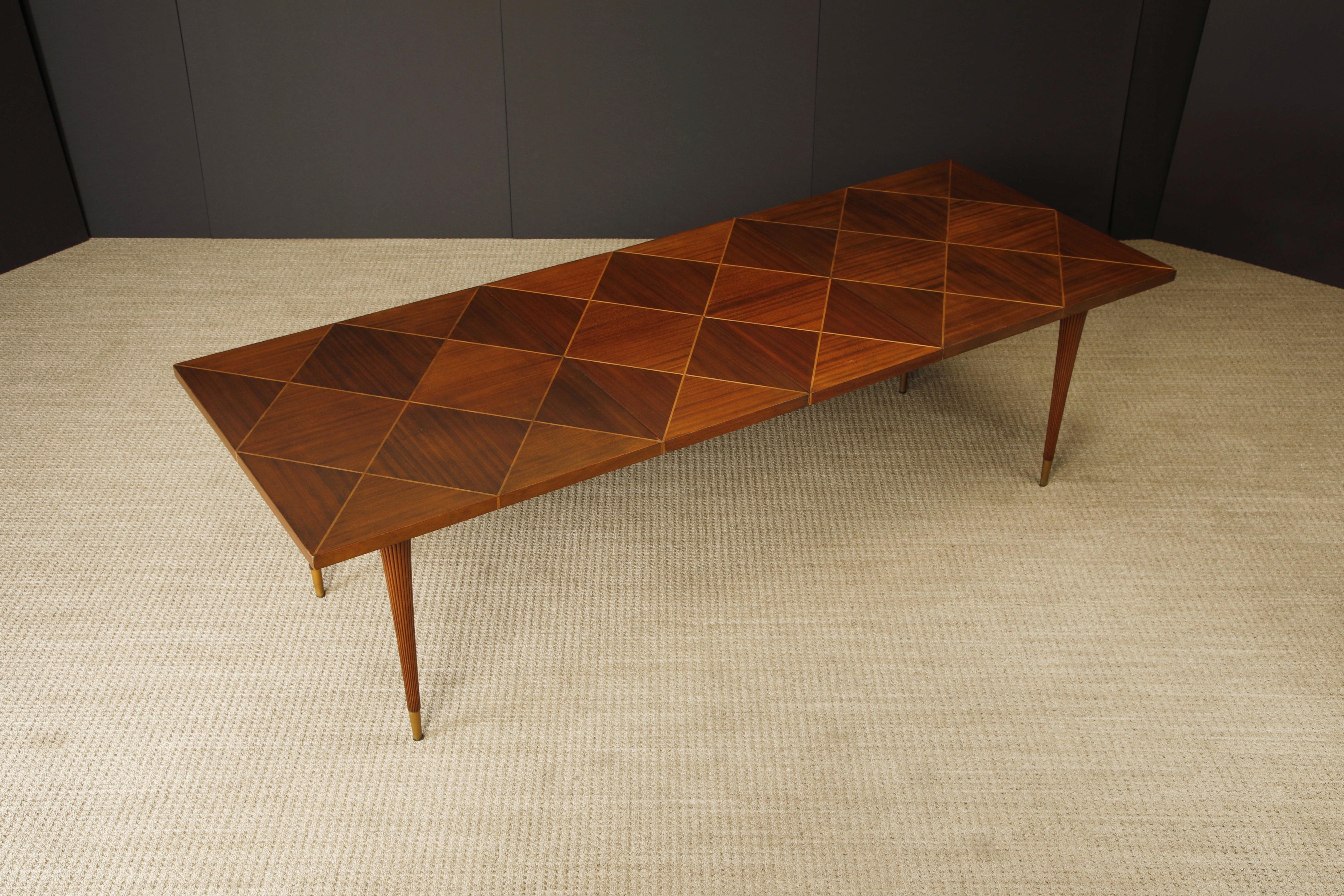 Milieu du XXe siècle Tommi Parzinger for Charak Modern Extendable Dining Table, c 1950s, Signed en vente