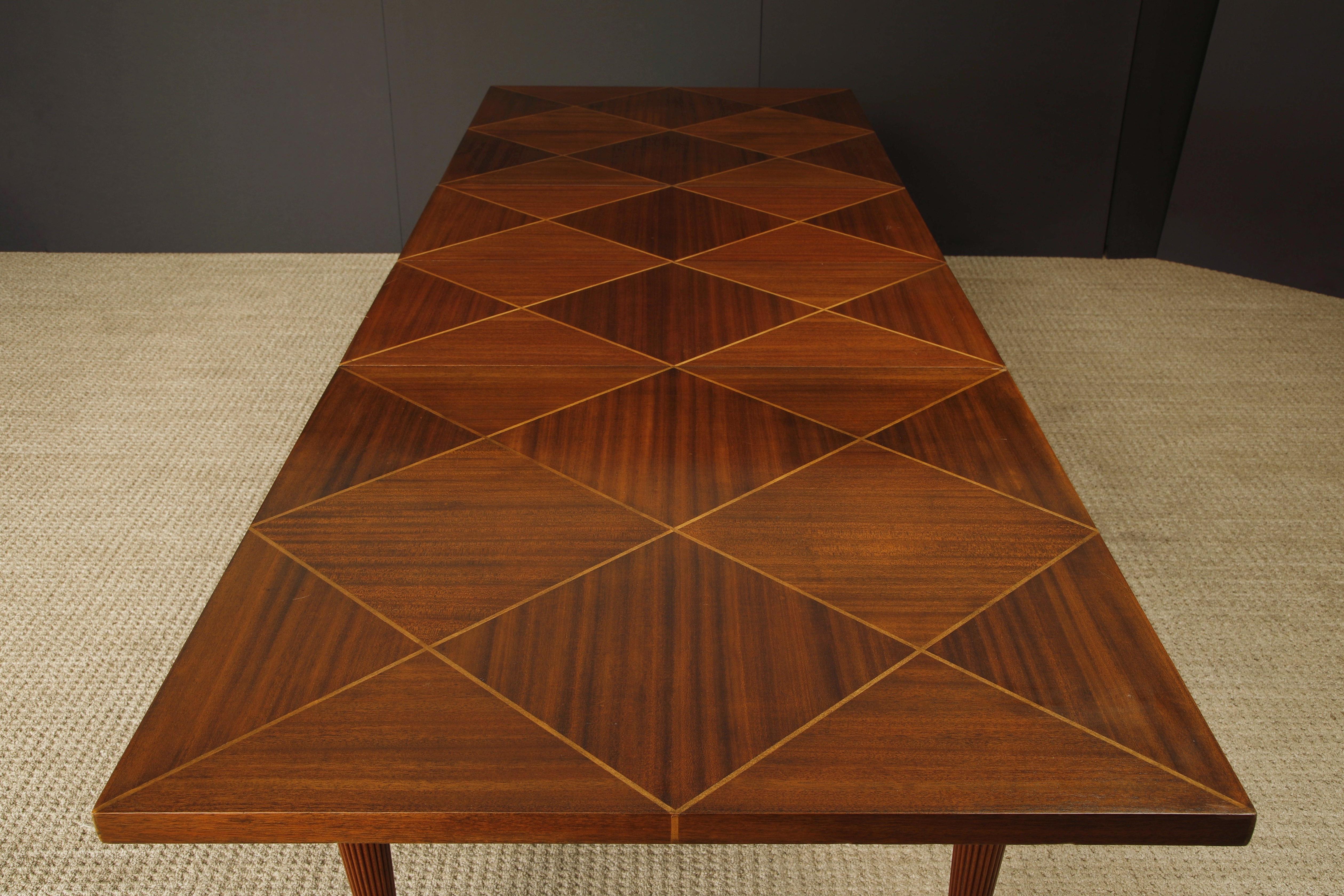 Tommi Parzinger for Charak Modern Extendable Dining Table, c 1950s, Signed en vente 2