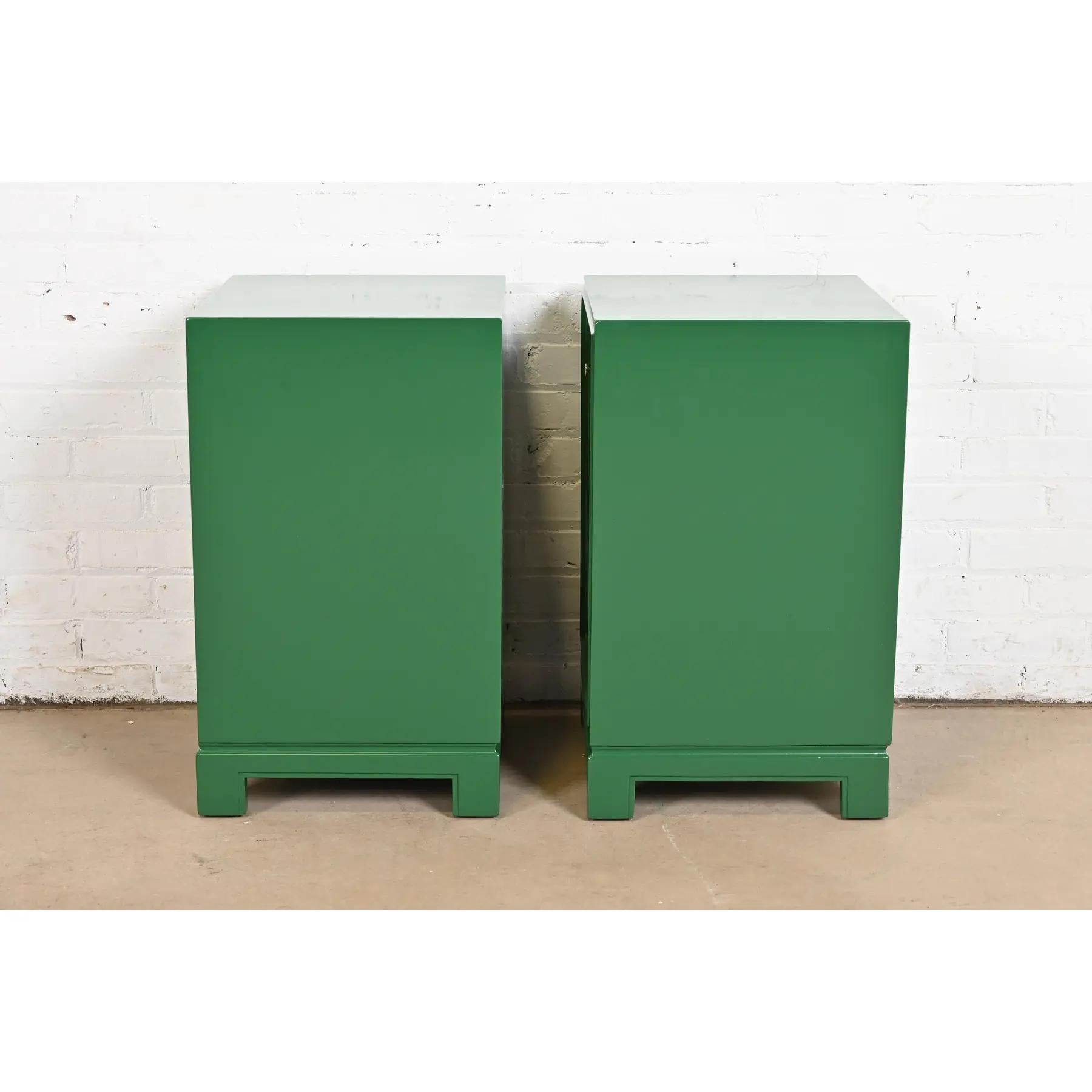 Tommi Parzinger for Charak Modern Green Lacquered Nightstands, Newly Refinished 4