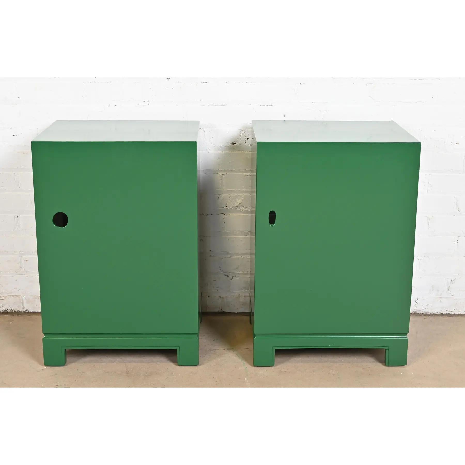 Tommi Parzinger for Charak Modern Green Lacquered Nightstands, Newly Refinished 5