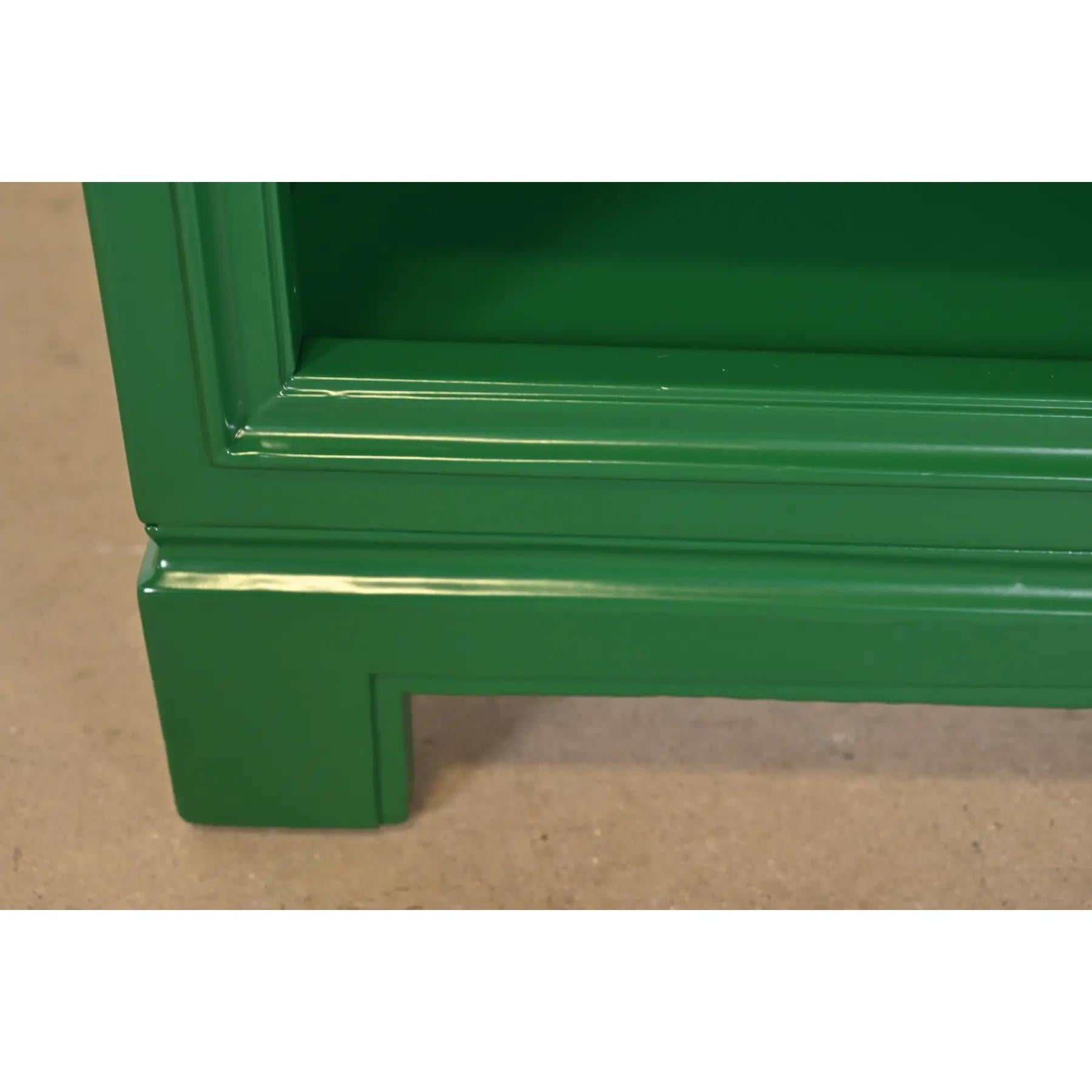 Tommi Parzinger for Charak Modern Green Lacquered Nightstands, Newly Refinished 2