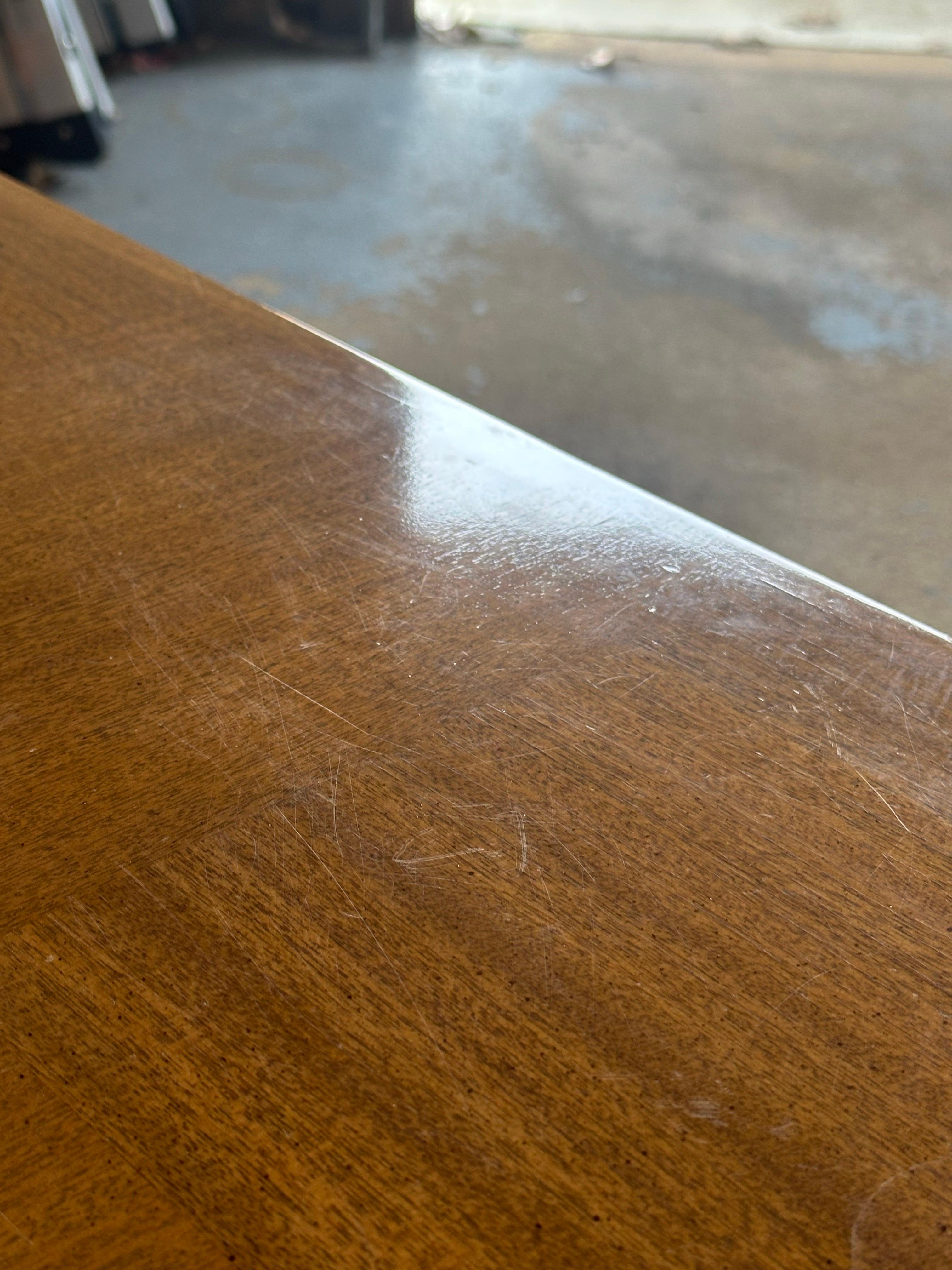 Tommi Parzinger for Charak Modern Large End Table en vente 4