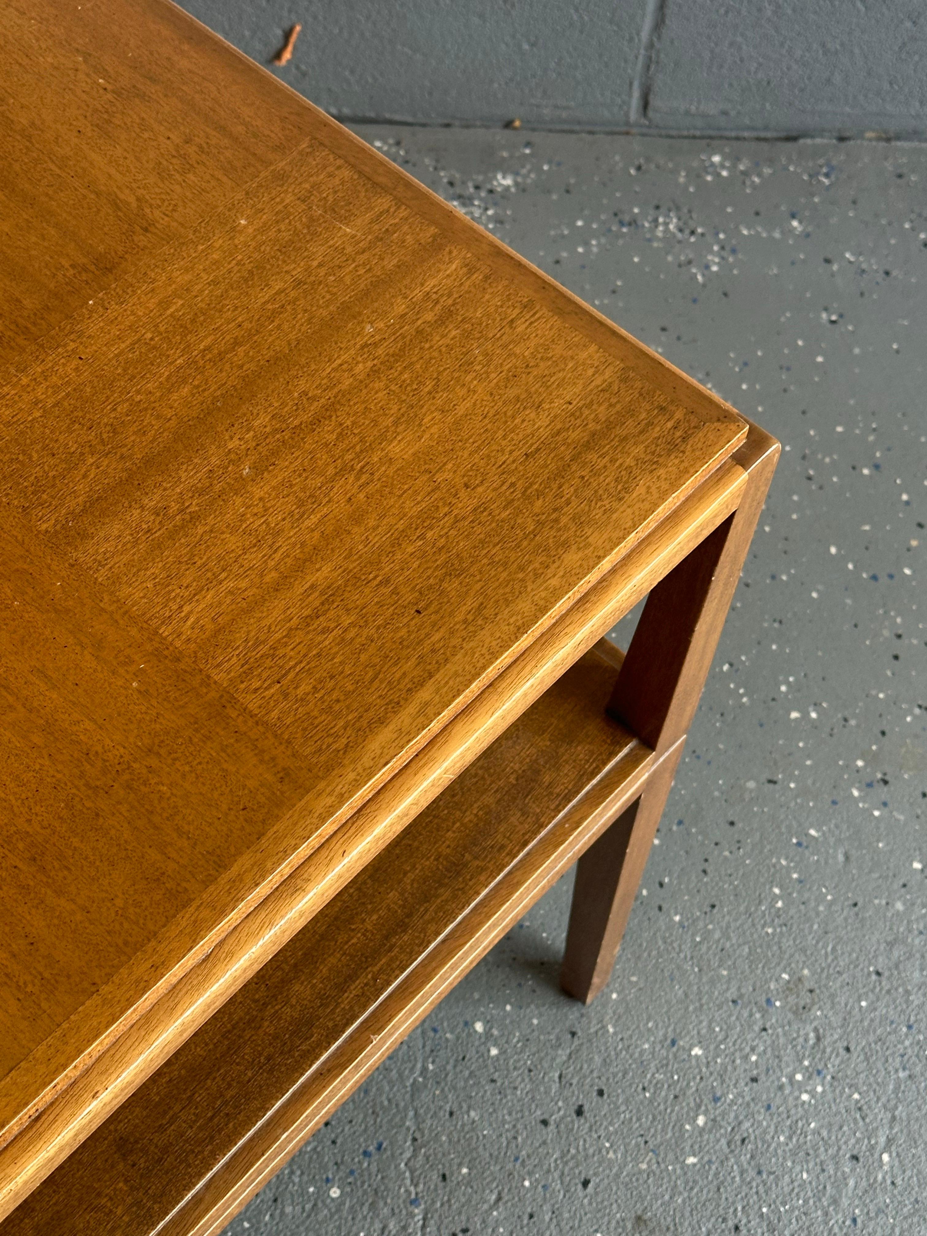 Américain Tommi Parzinger for Charak Modern Large End Table en vente