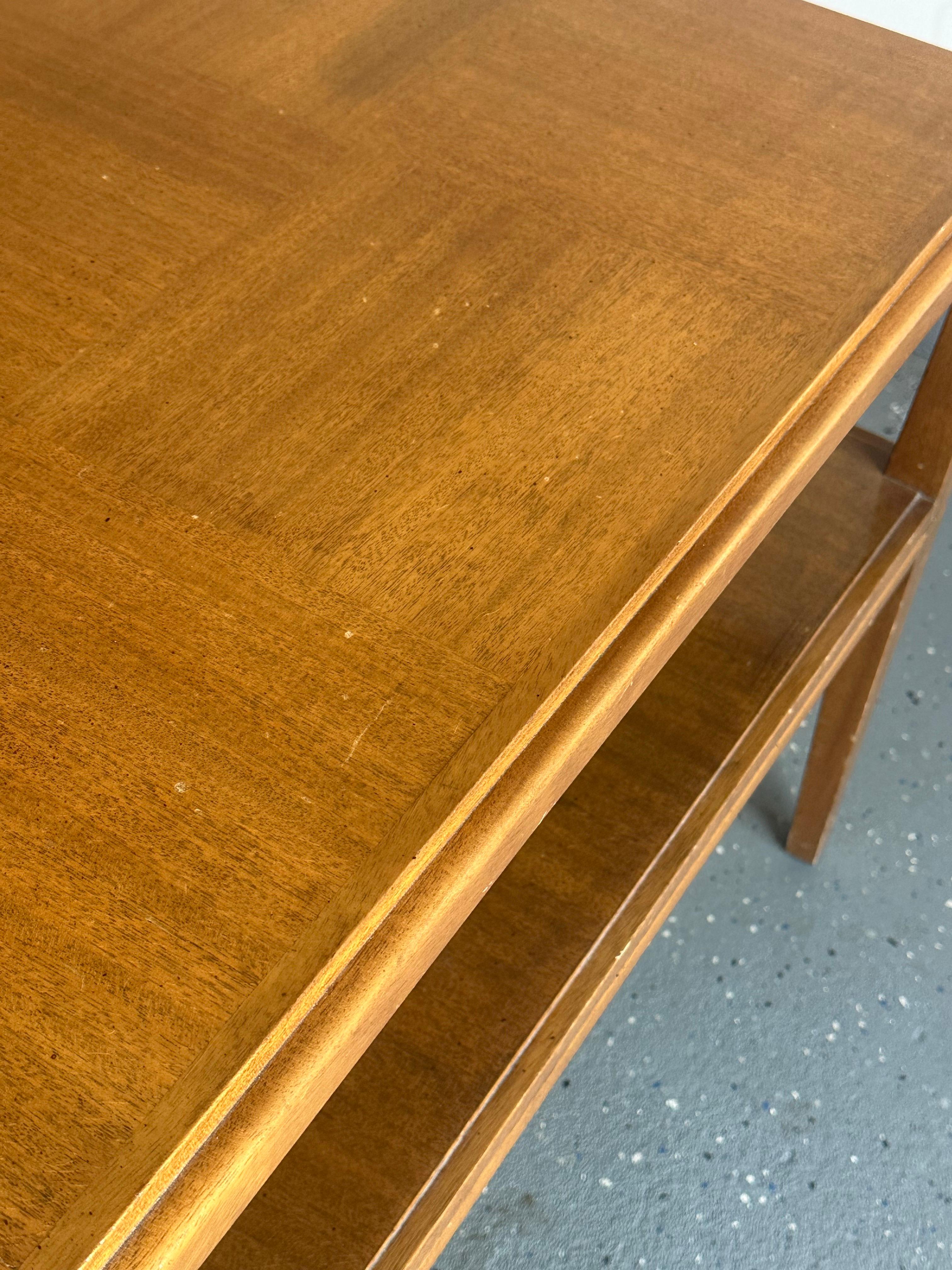 Tommi Parzinger for Charak Modern Large End Table en vente 1