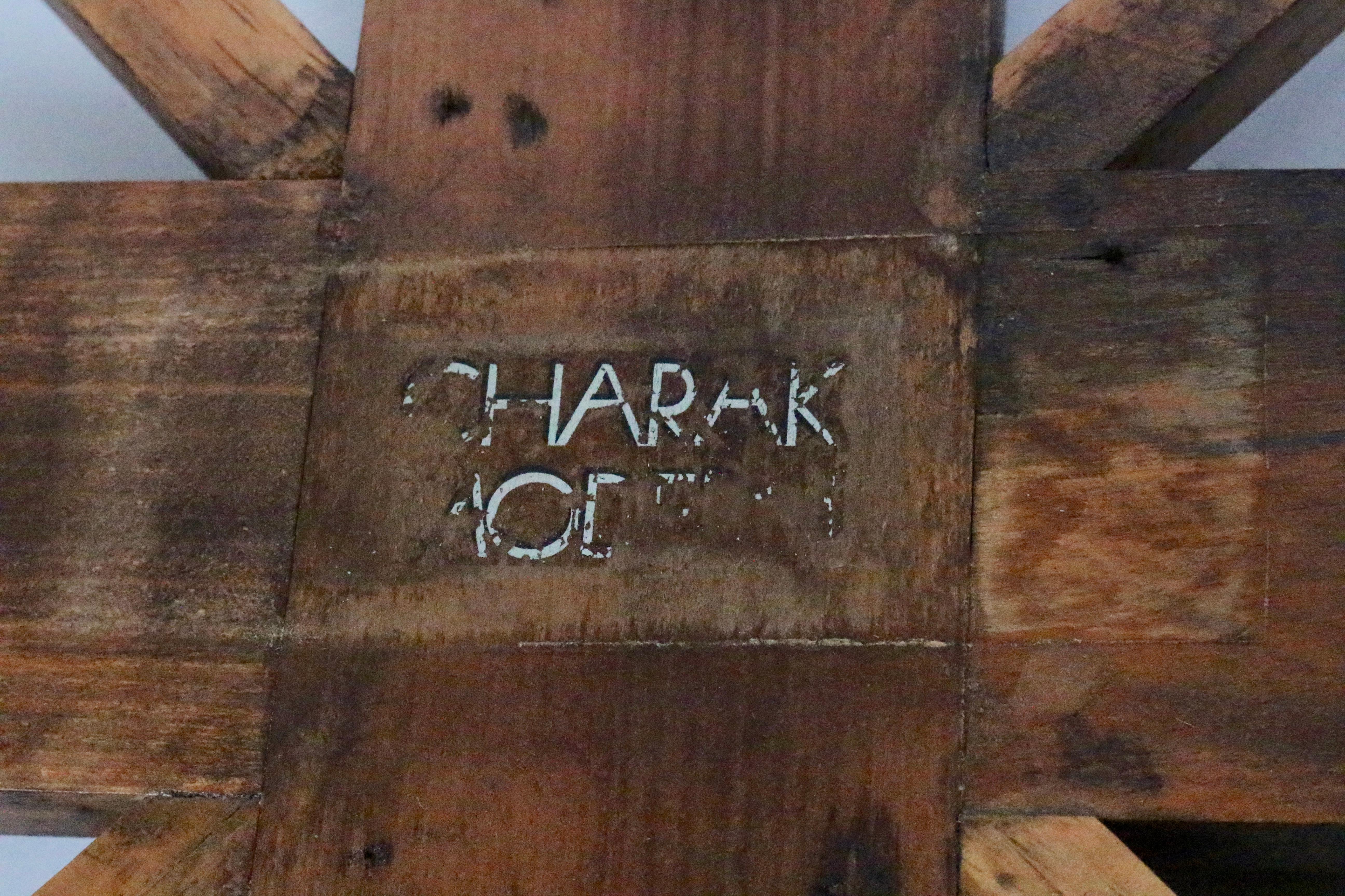 Table basse moderne en teck et marbre Tommi Parzinger pour Charak en vente 3