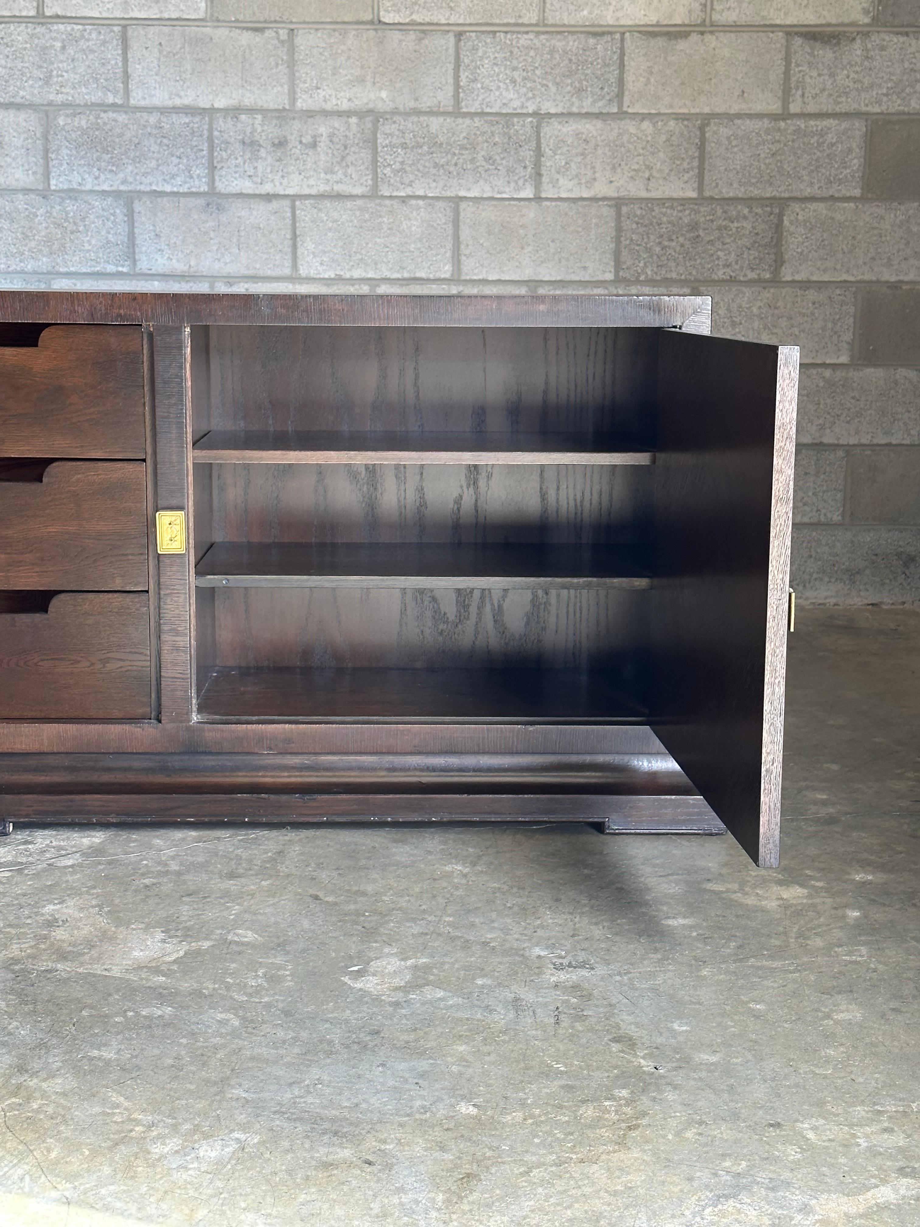 Tommi Parzinger Credenza/ Sideboard for Charak Modern In Good Condition For Sale In St.Petersburg, FL