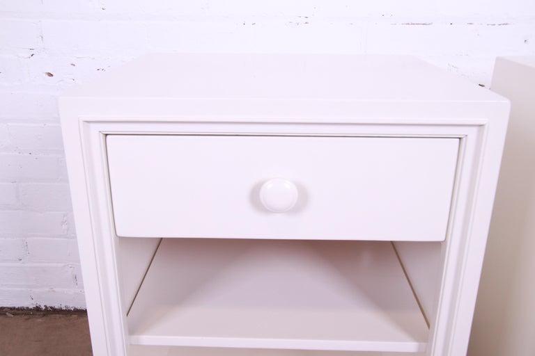 Tommi Parzinger for Charak Modern White Lacquered Nightstands, Newly Refinished For Sale 3